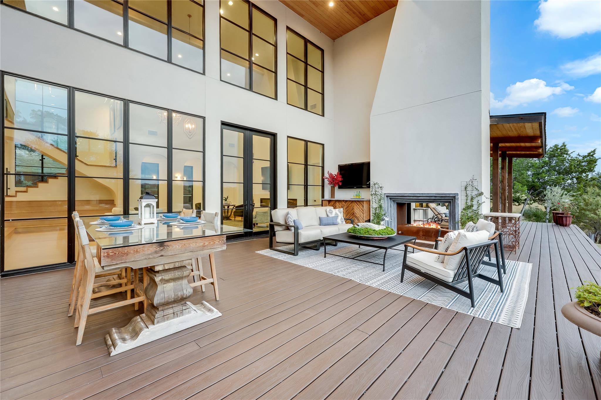 7308 Getaway Dr, Jonestown, TX 78645