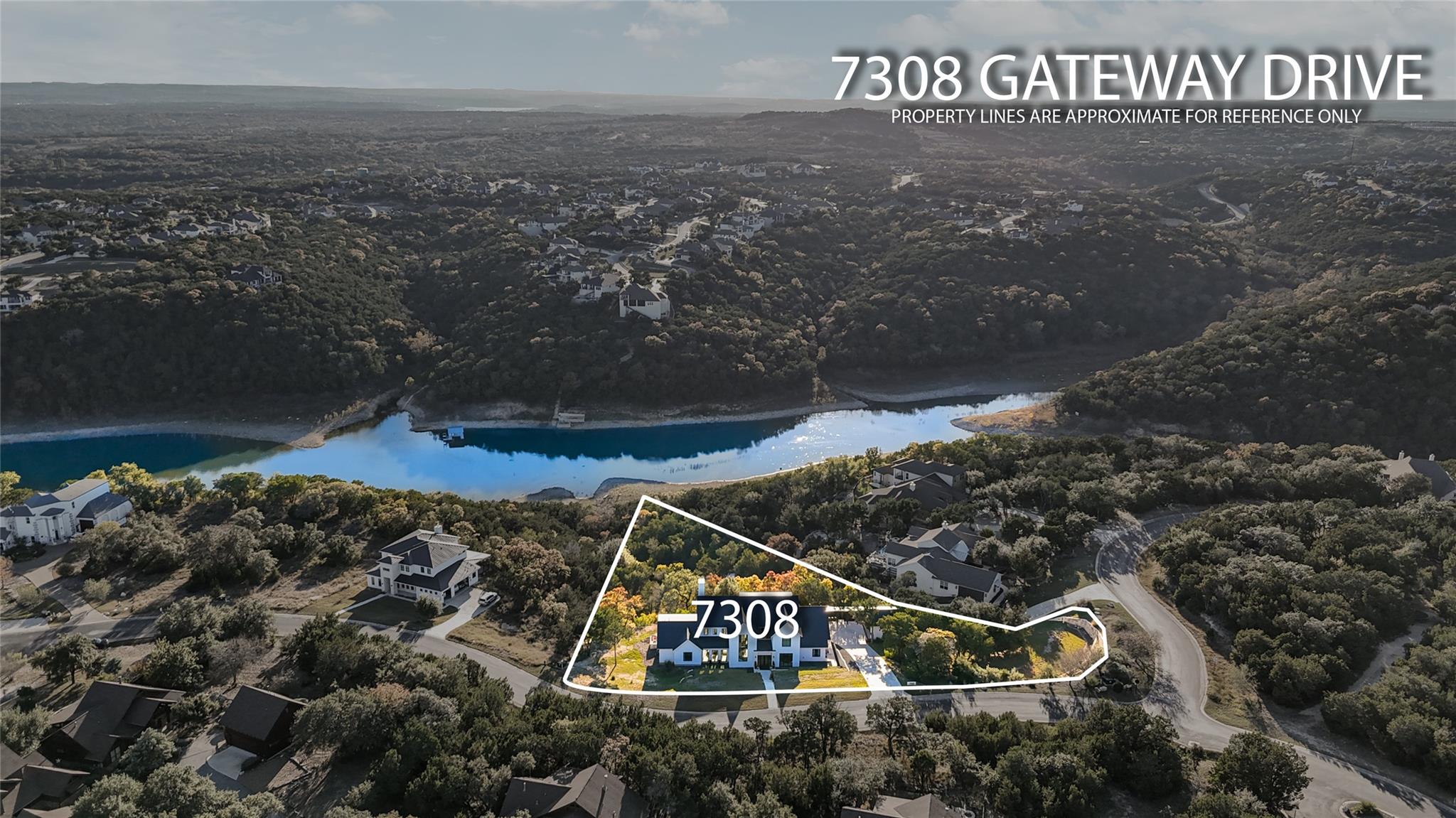 7308 Getaway Dr, Jonestown, TX 78645