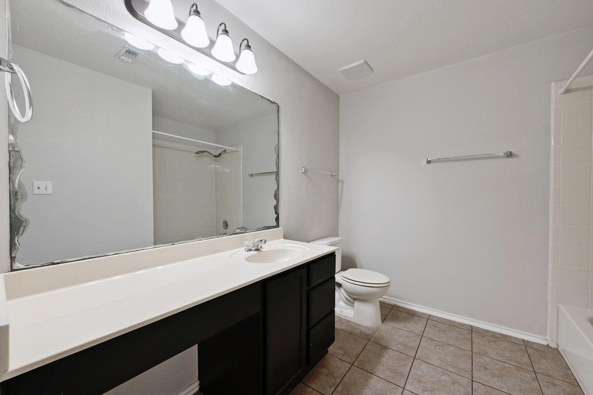 9016 Stambourne St, Austin, TX 78747