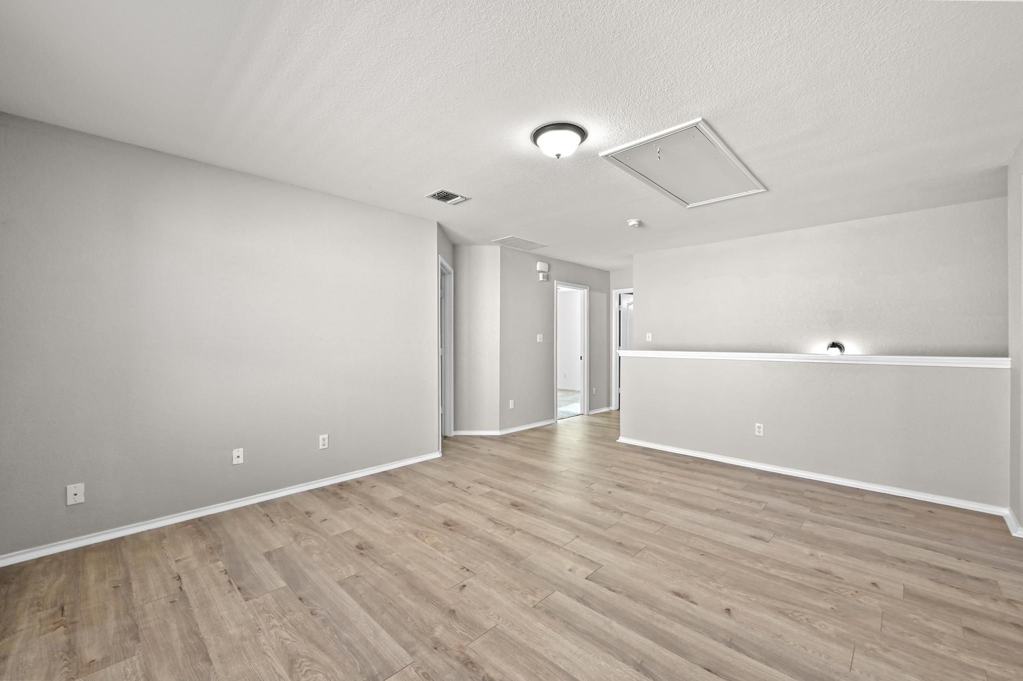 9016 Stambourne St, Austin, TX 78747