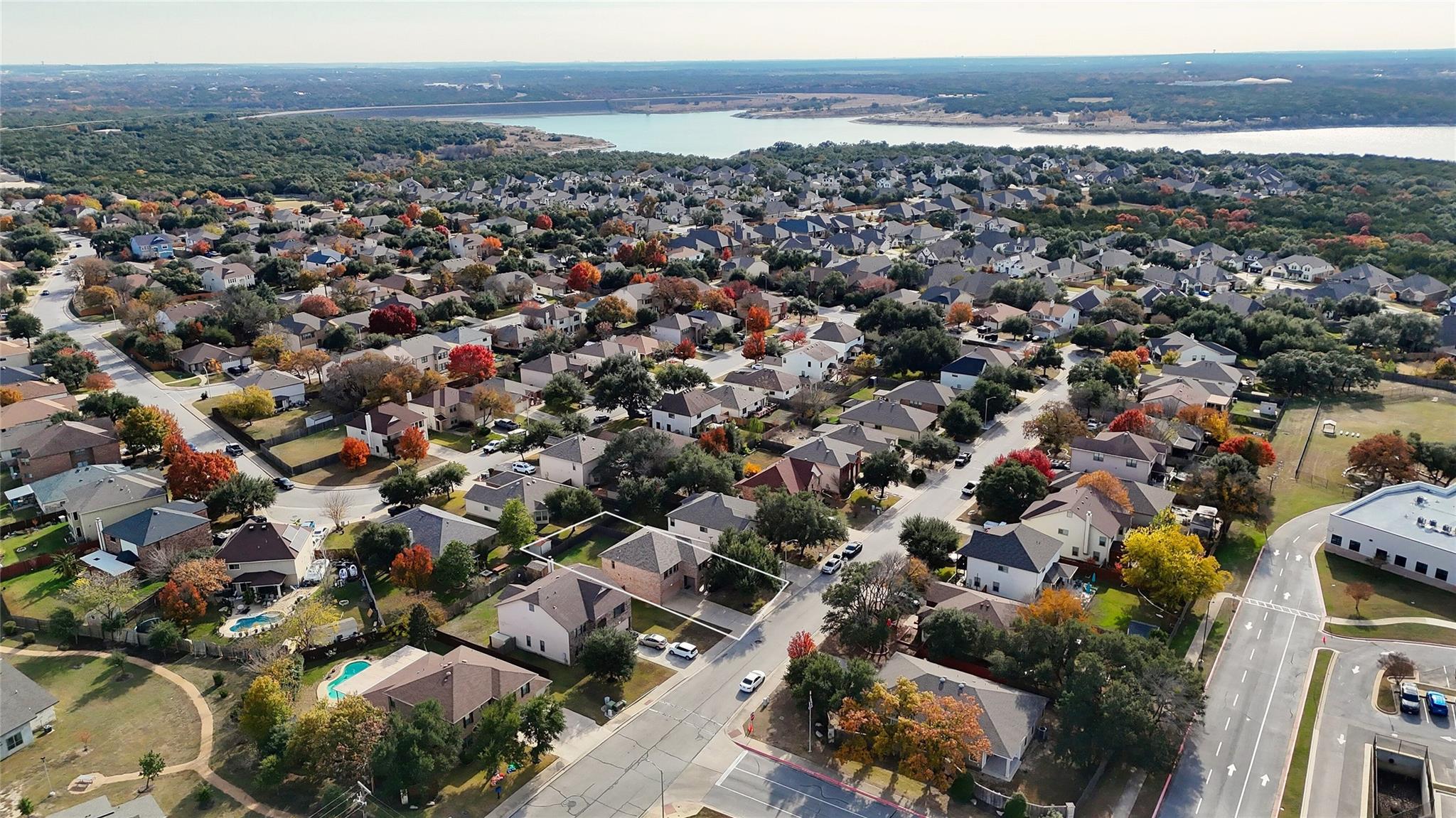 219 WOODLAKE Dr, Georgetown, TX 78633