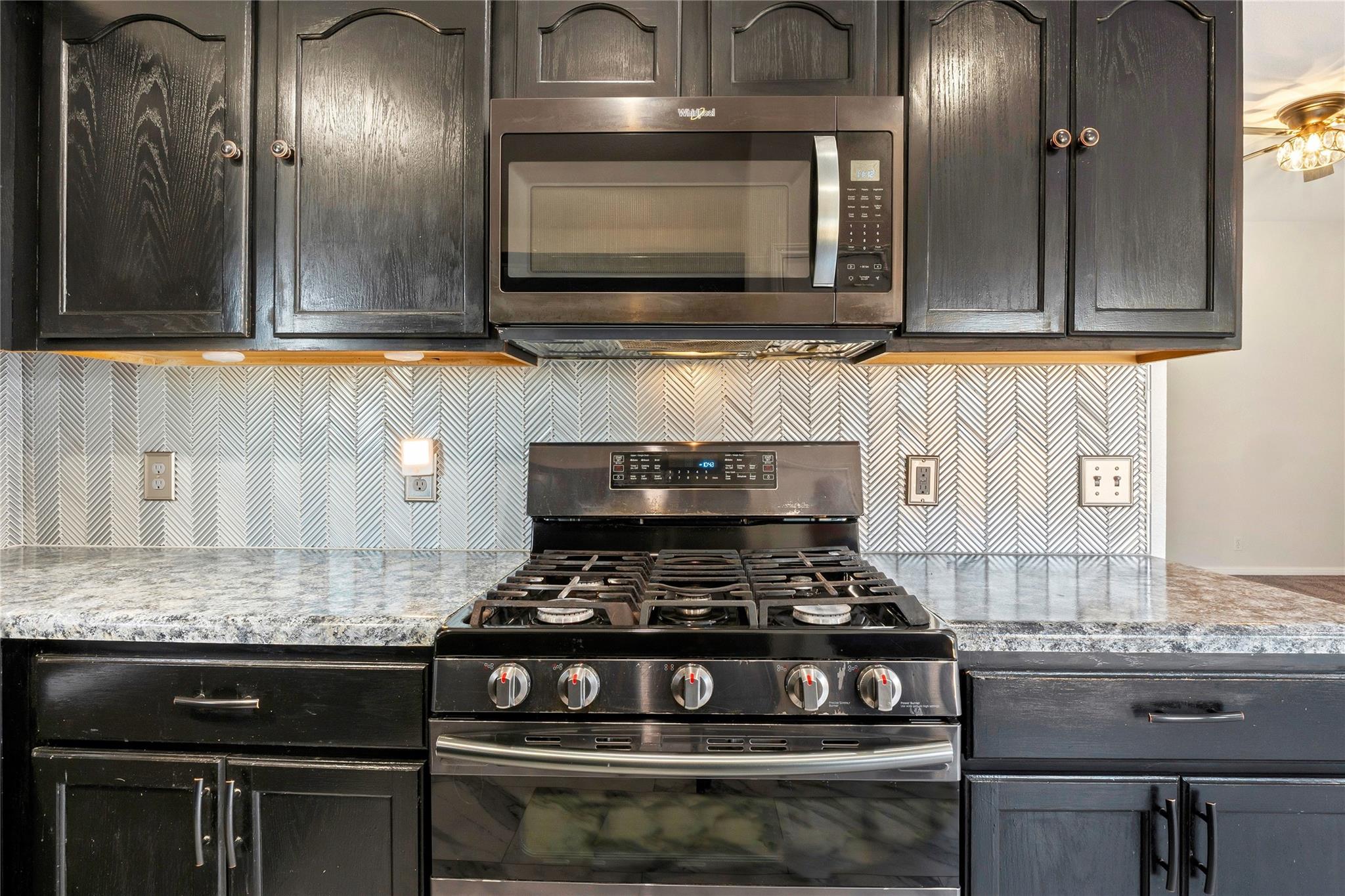 167 Hay Meadow Rd, Cedar Creek, TX 78612