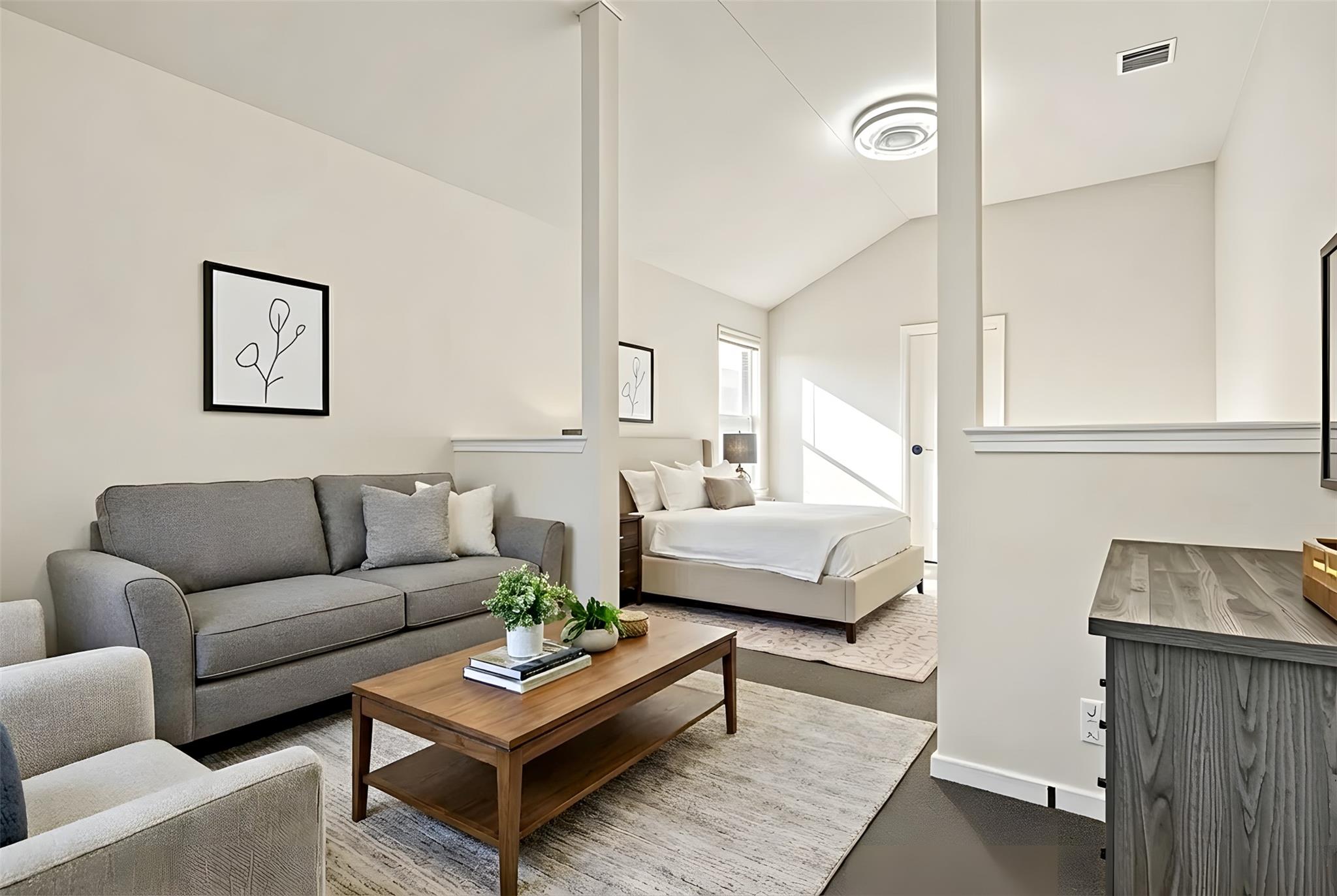 167 Hay Meadow Rd, Cedar Creek, TX 78612