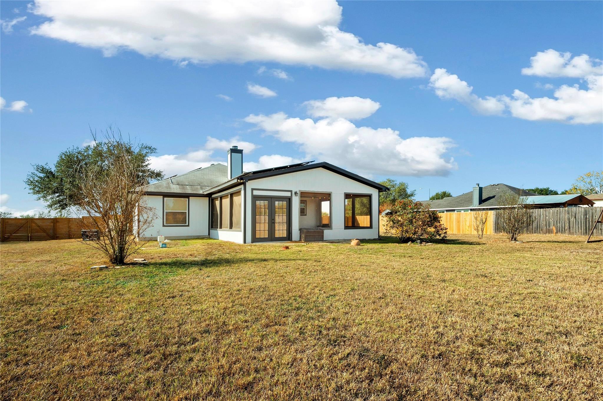167 Hay Meadow Rd, Cedar Creek, TX 78612