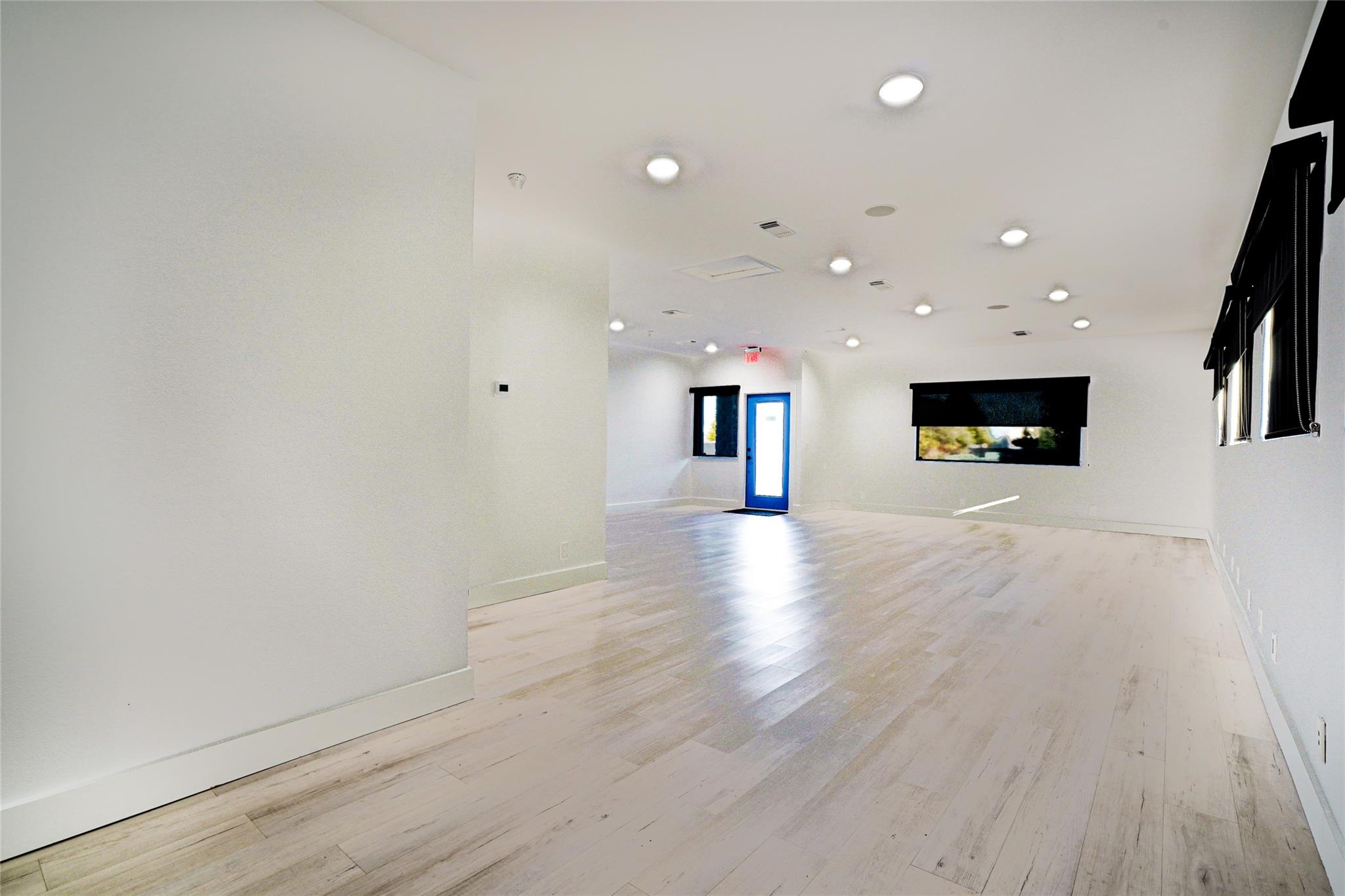 209 Round Rock Ave, Round Rock, TX 78664