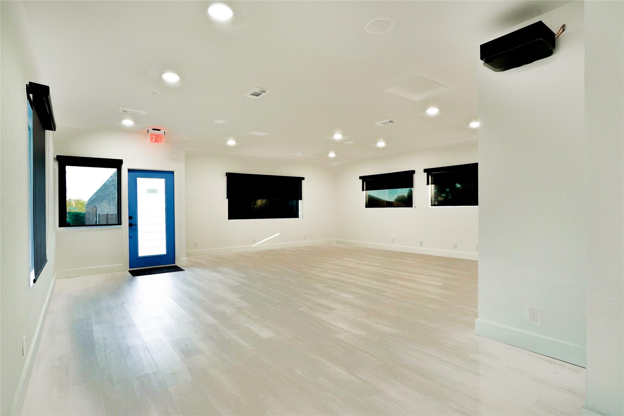 209 Round Rock Ave, Round Rock, TX 78664