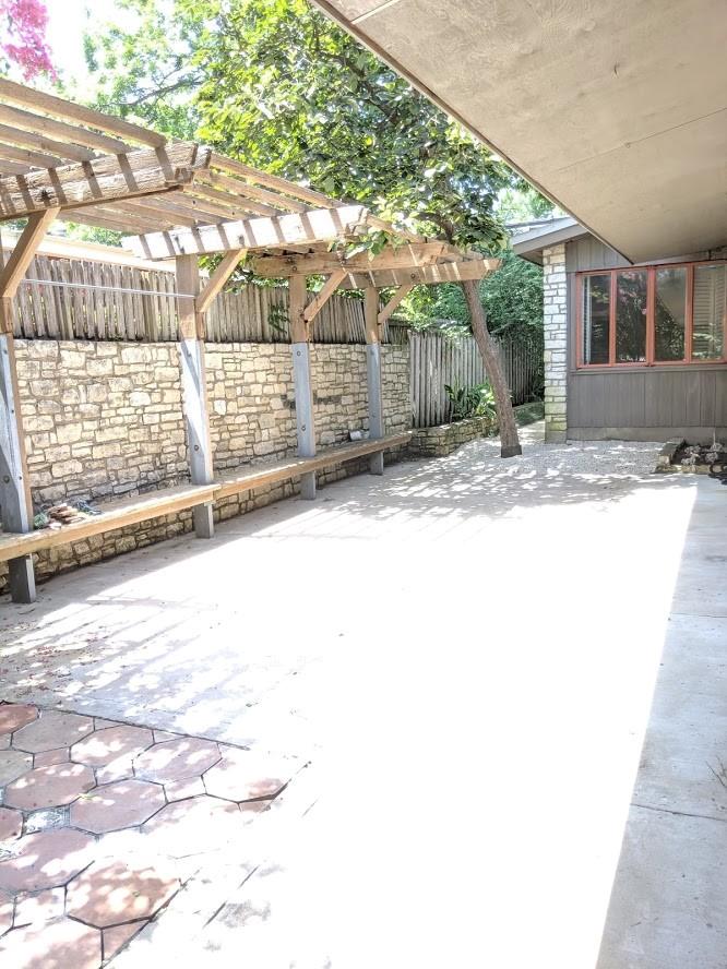 1813 Dexter St, Austin, TX 78704