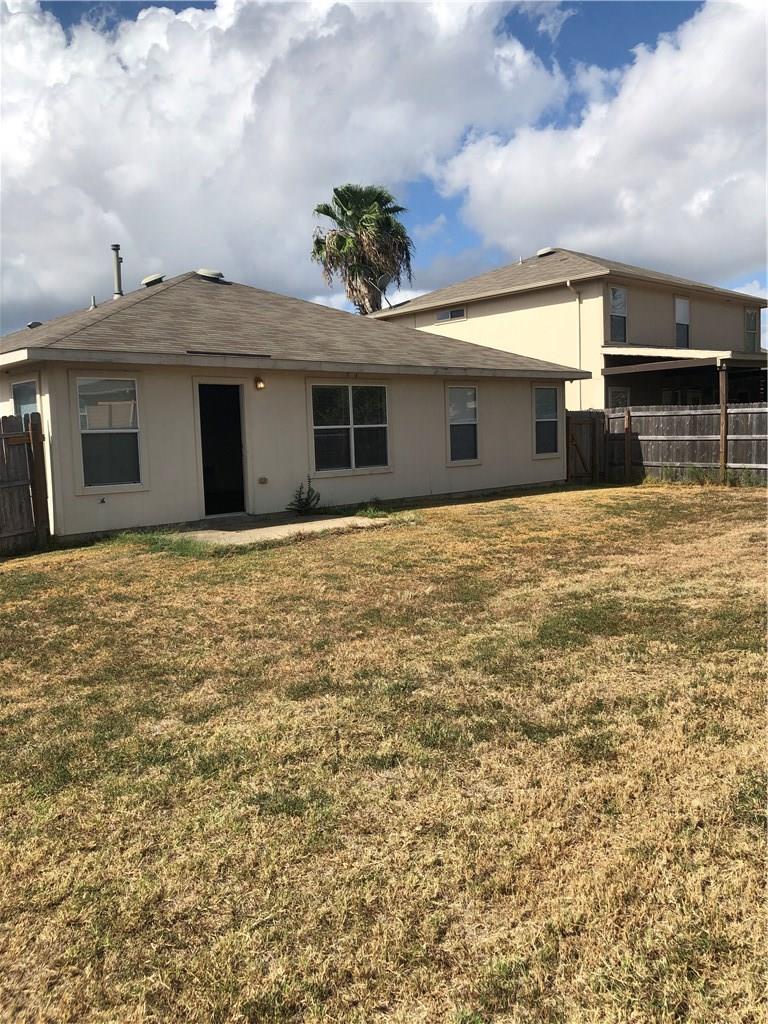 18336 Crestwind Ln, Elgin, TX 78621