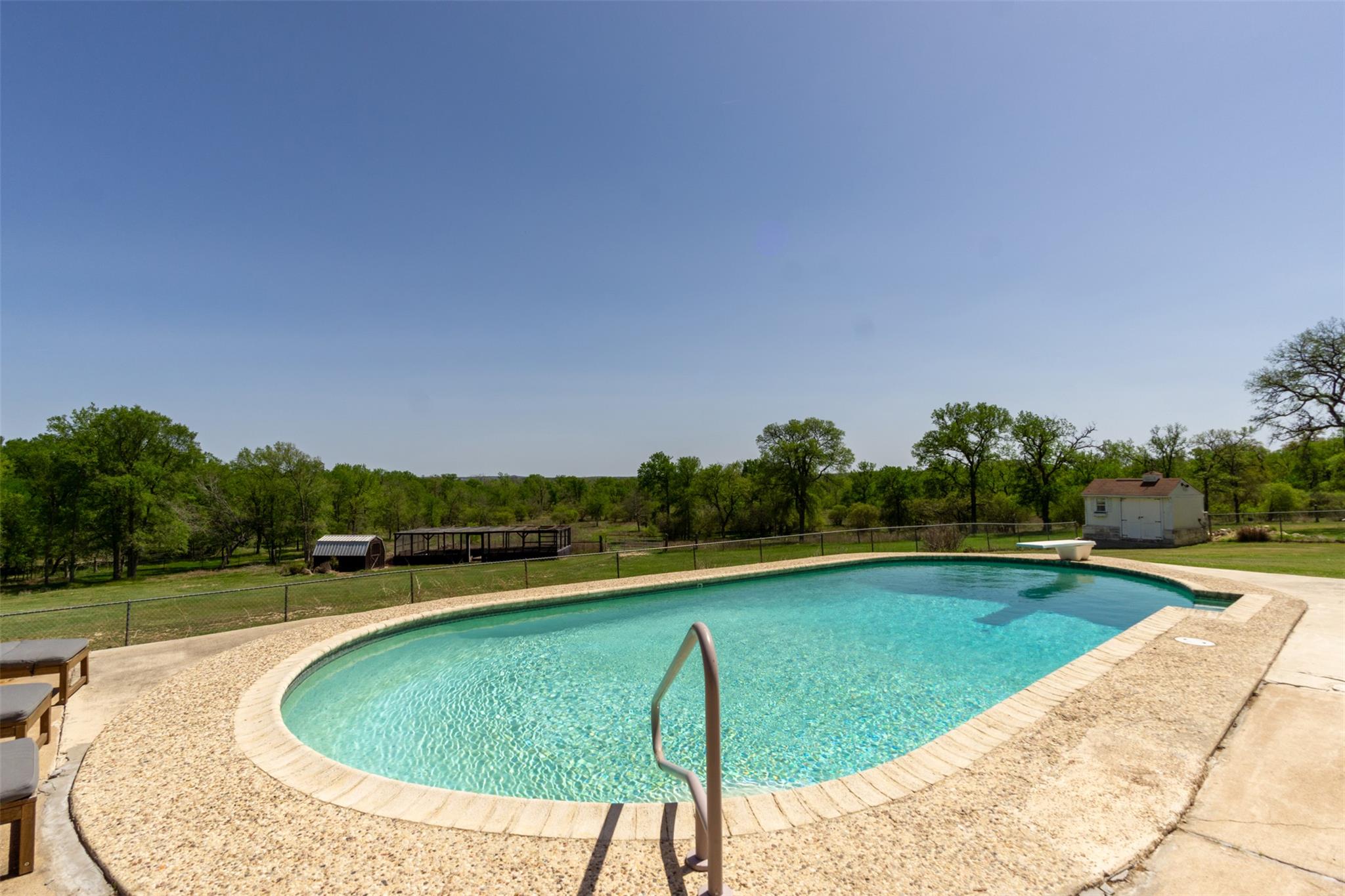 4530 Fm 86, Luling, TX 78648