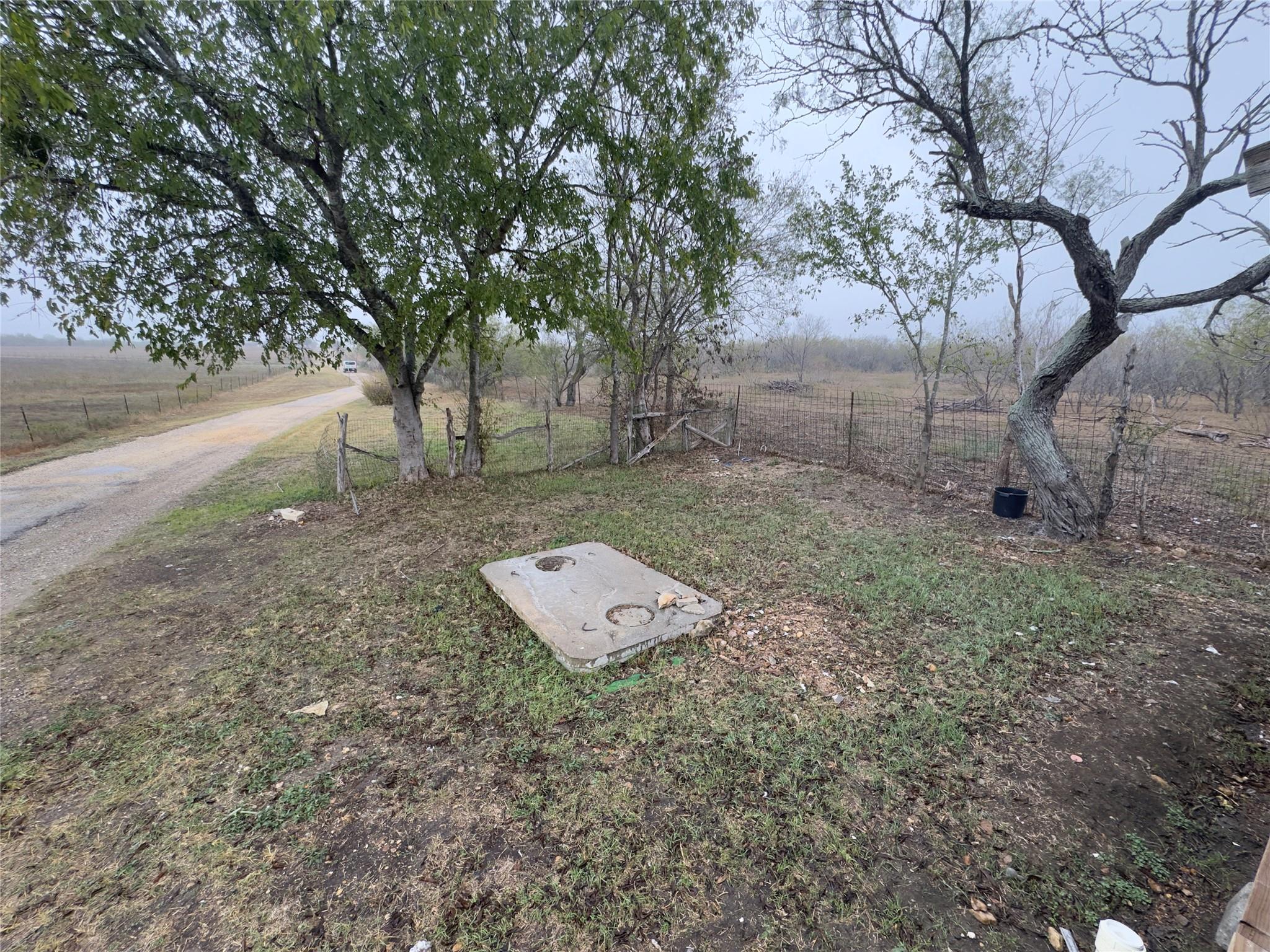 100 Simmons Family Farm Rd, Lockhart, TX 78644