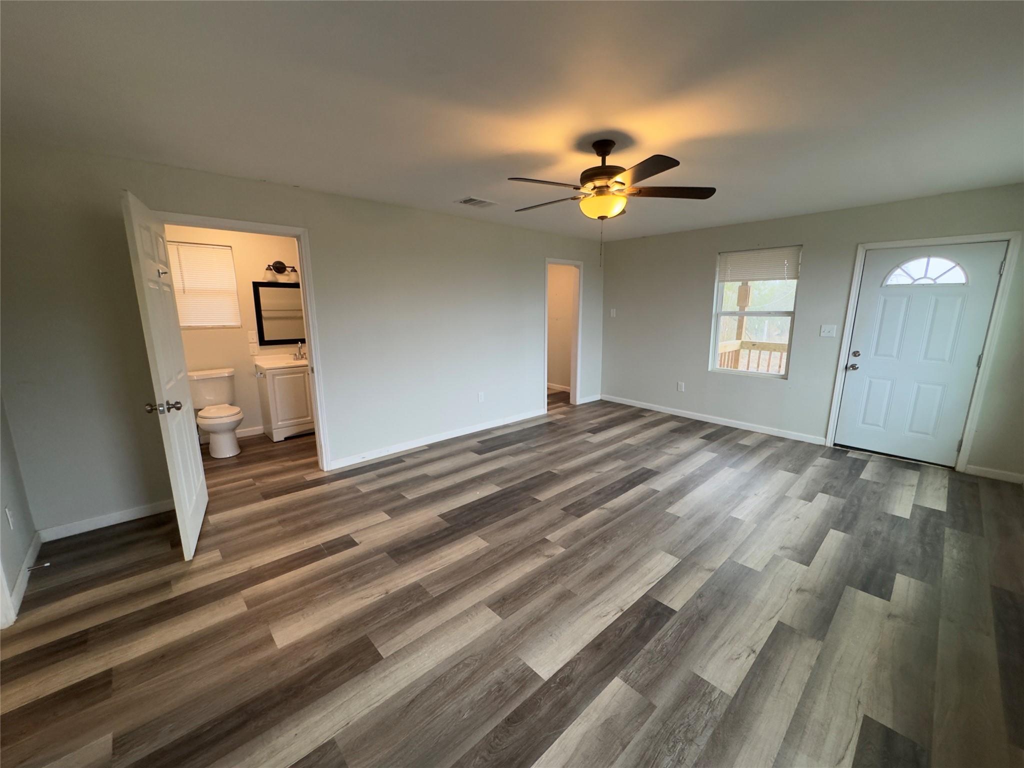 100 Simmons Family Farm Rd, Lockhart, TX 78644