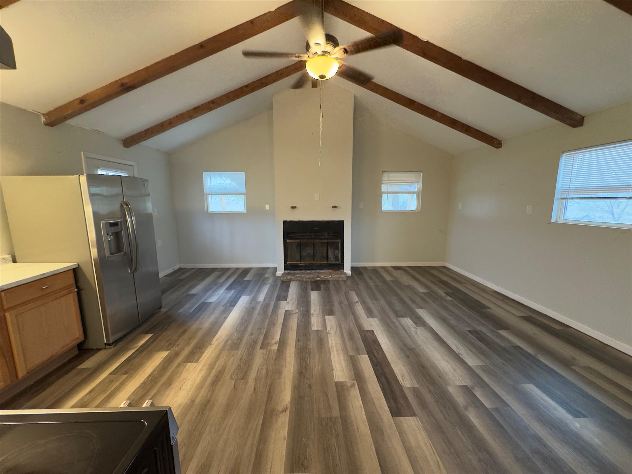 100 Simmons Family Farm Rd, Lockhart, TX 78644