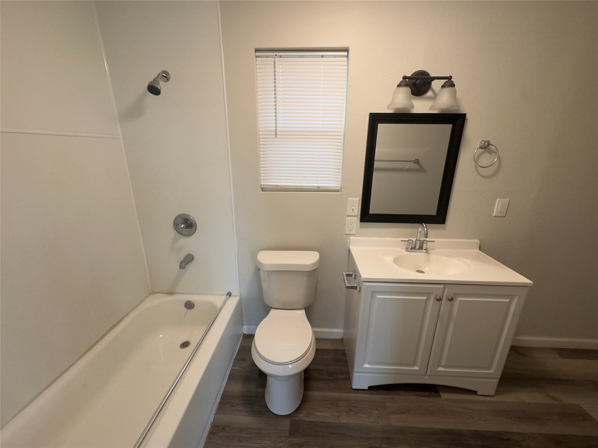 100 Simmons Family Farm Rd, Lockhart, TX 78644