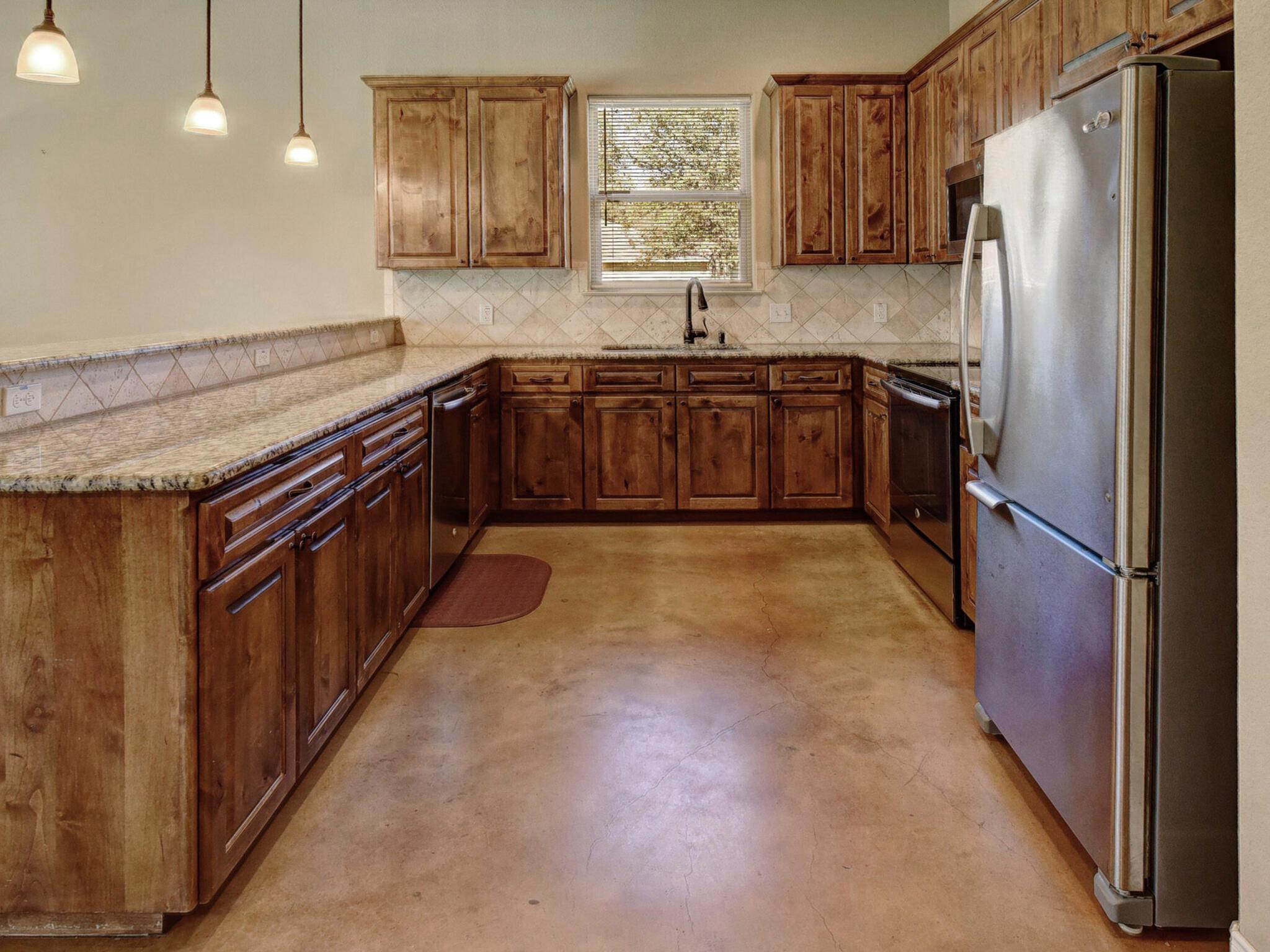 108 Pohakuloa Dr, Bastrop, TX 78602