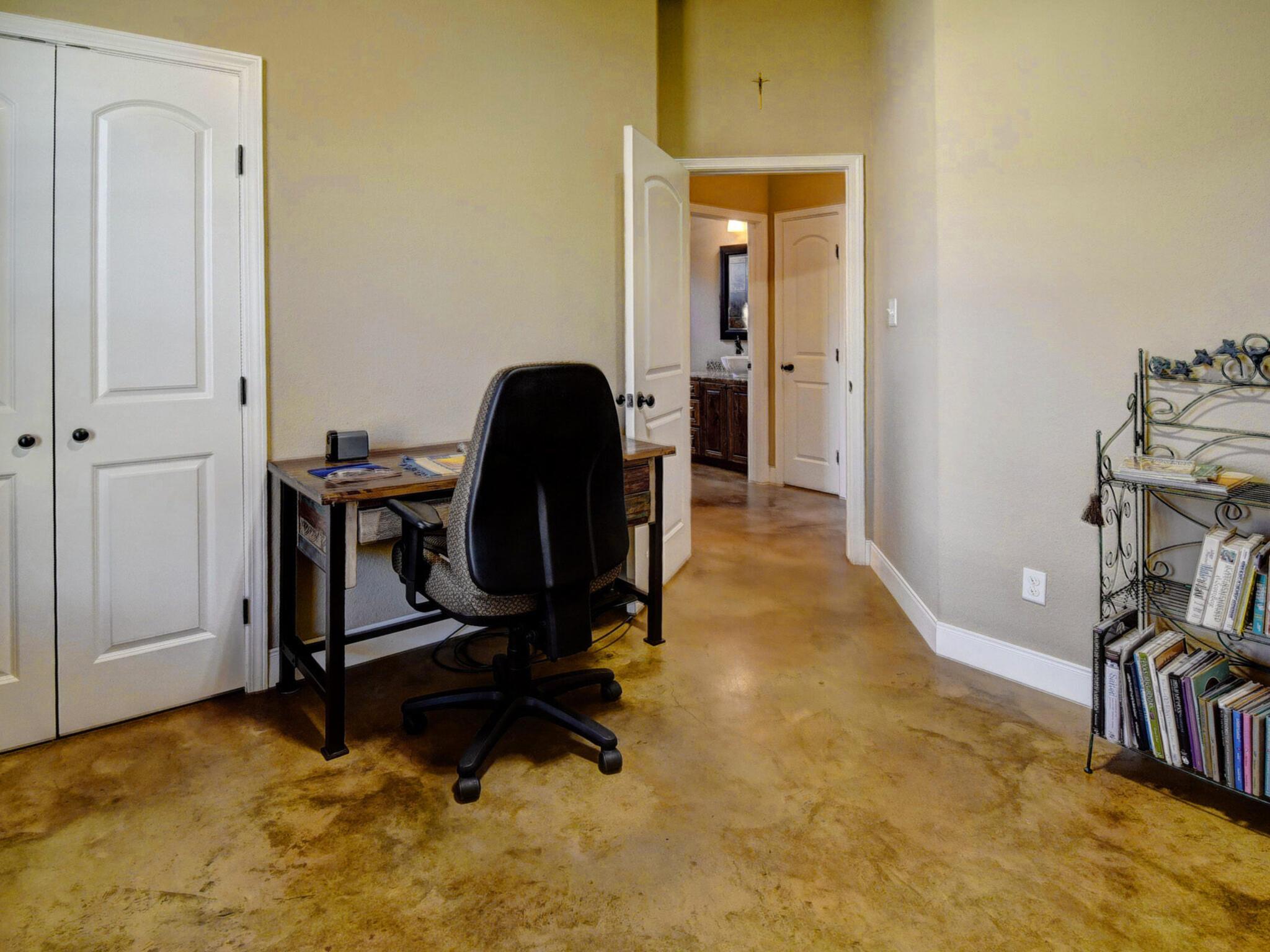 108 Pohakuloa Dr, Bastrop, TX 78602