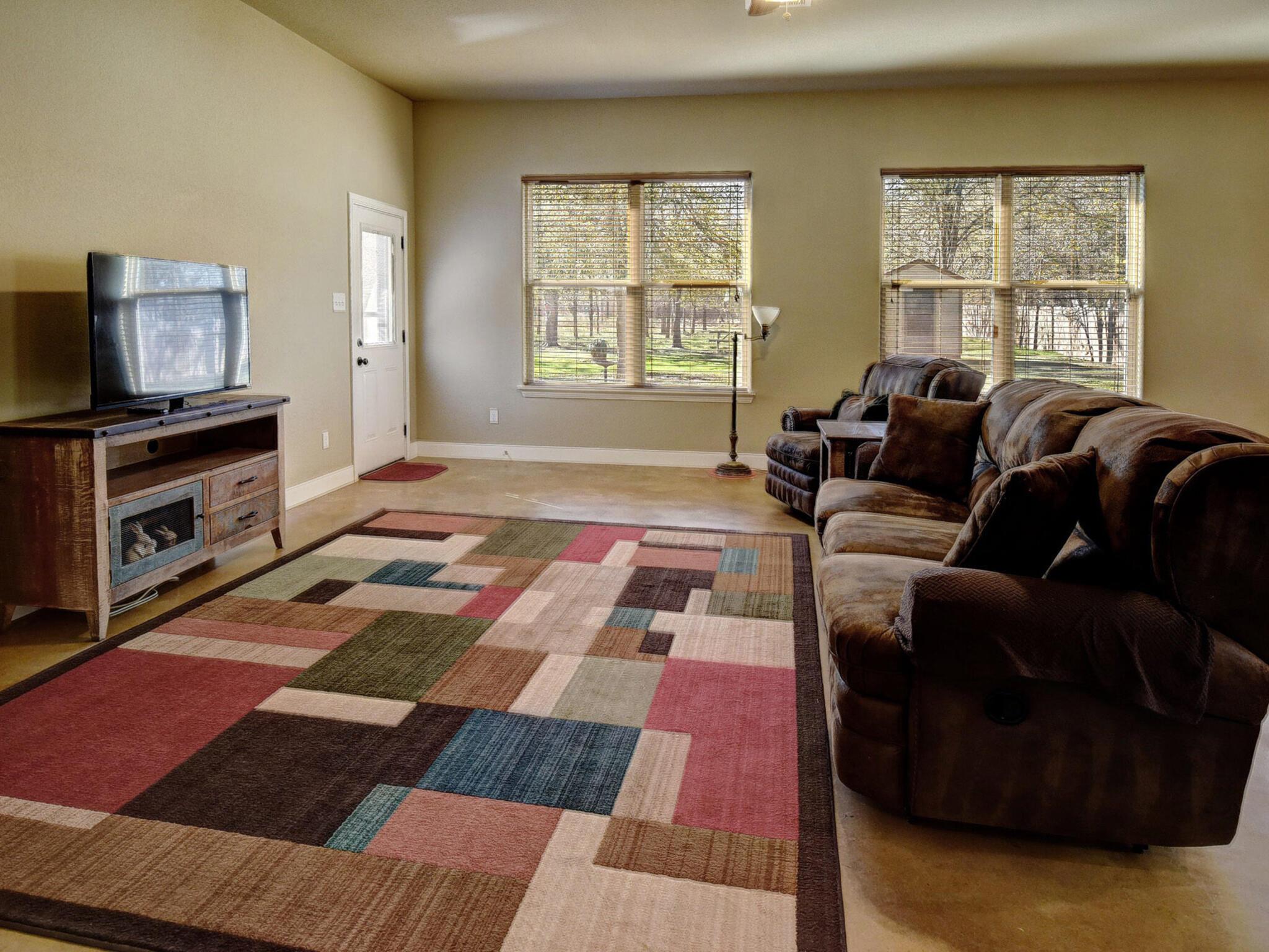 108 Pohakuloa Dr, Bastrop, TX 78602