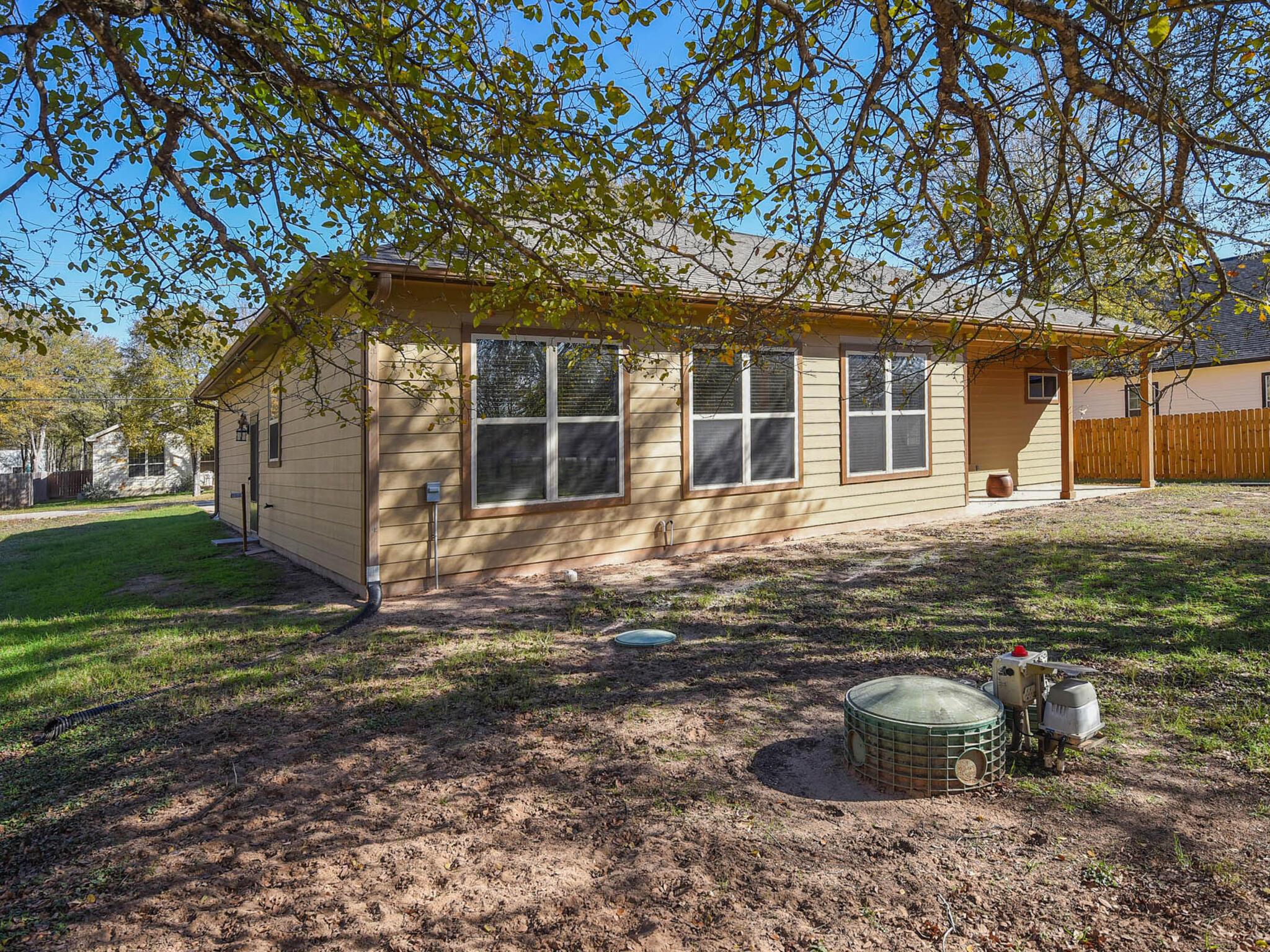 108 Pohakuloa Dr, Bastrop, TX 78602