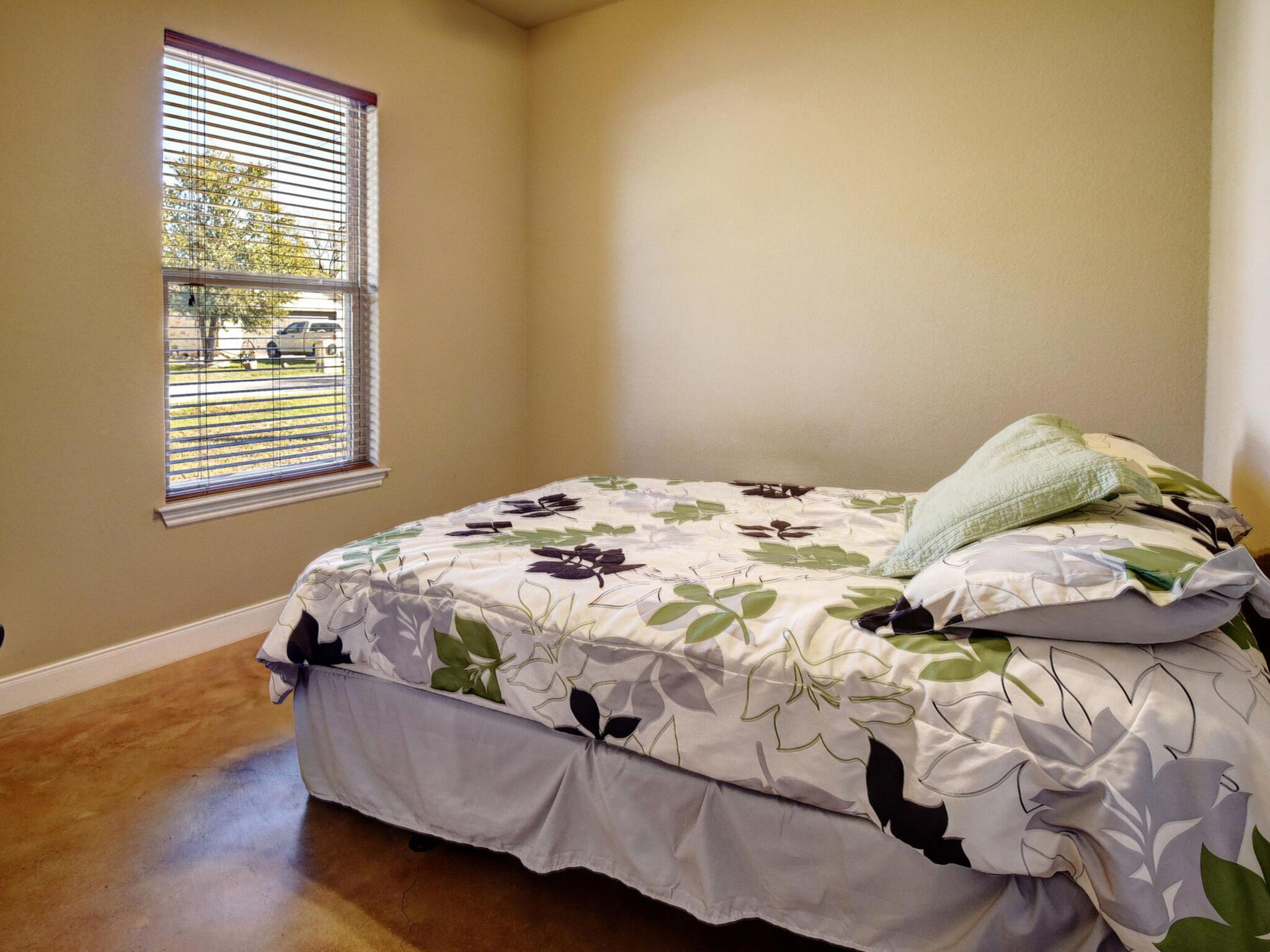 108 Pohakuloa Dr, Bastrop, TX 78602