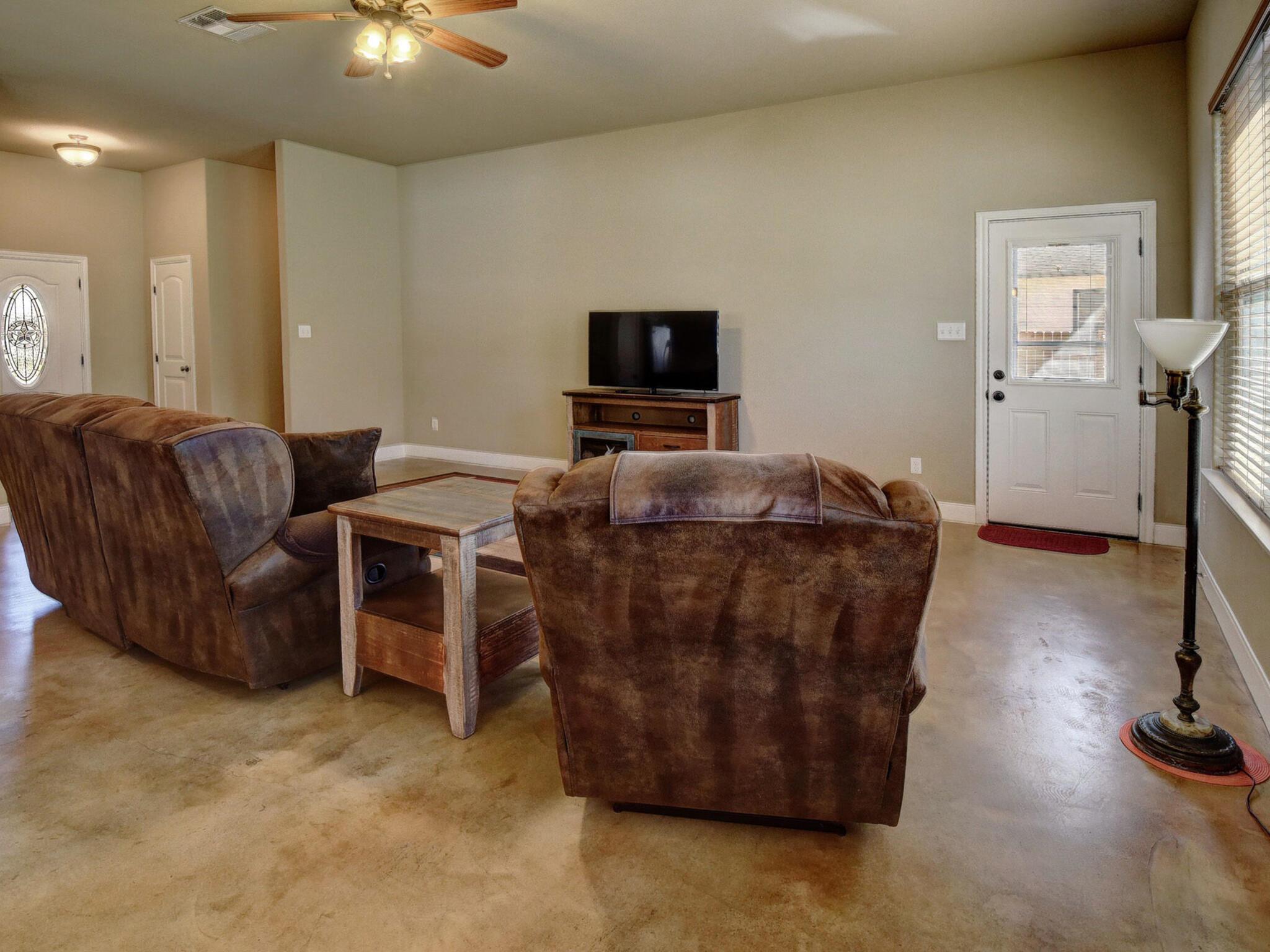 108 Pohakuloa Dr, Bastrop, TX 78602