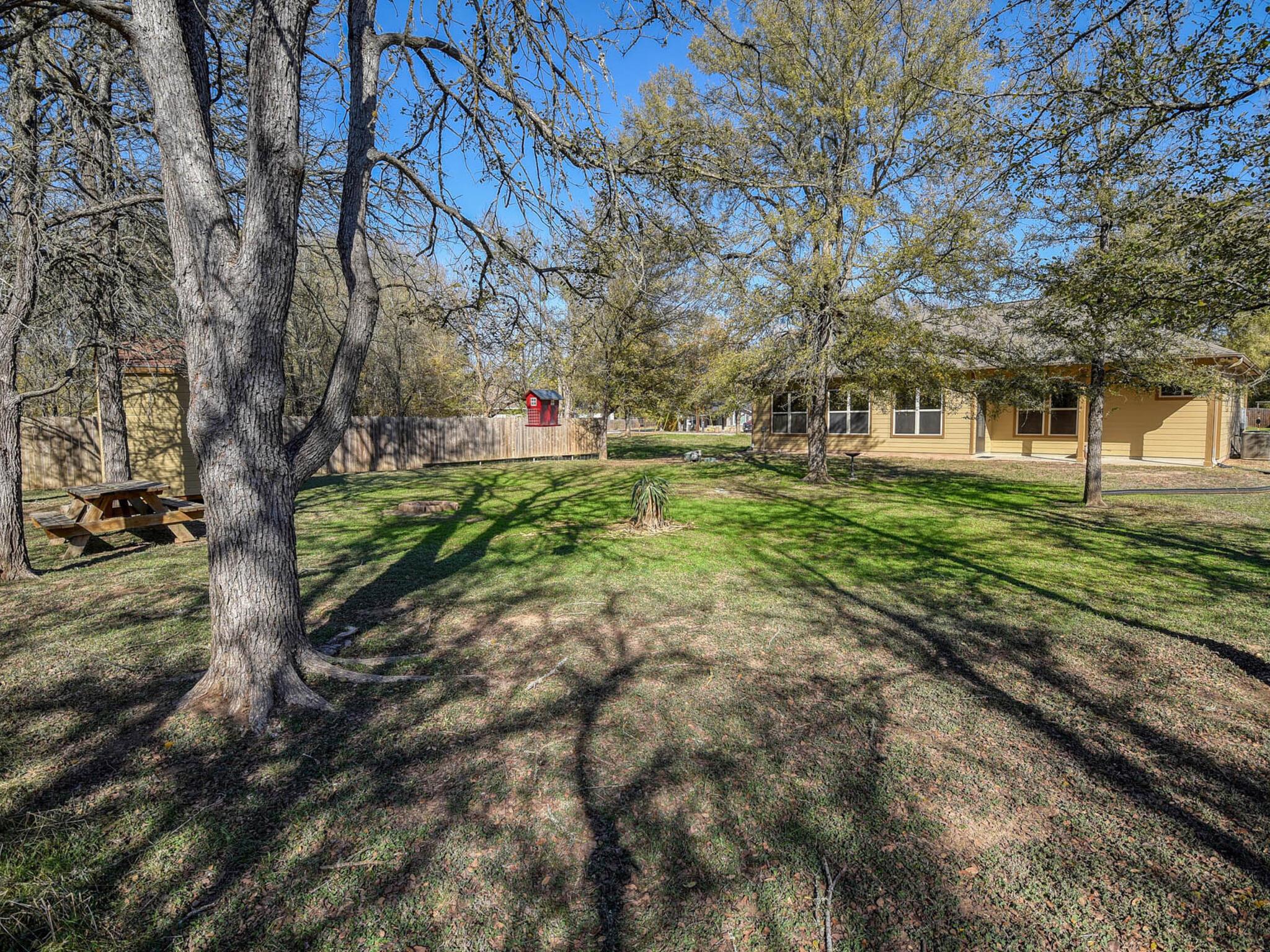 108 Pohakuloa Dr, Bastrop, TX 78602