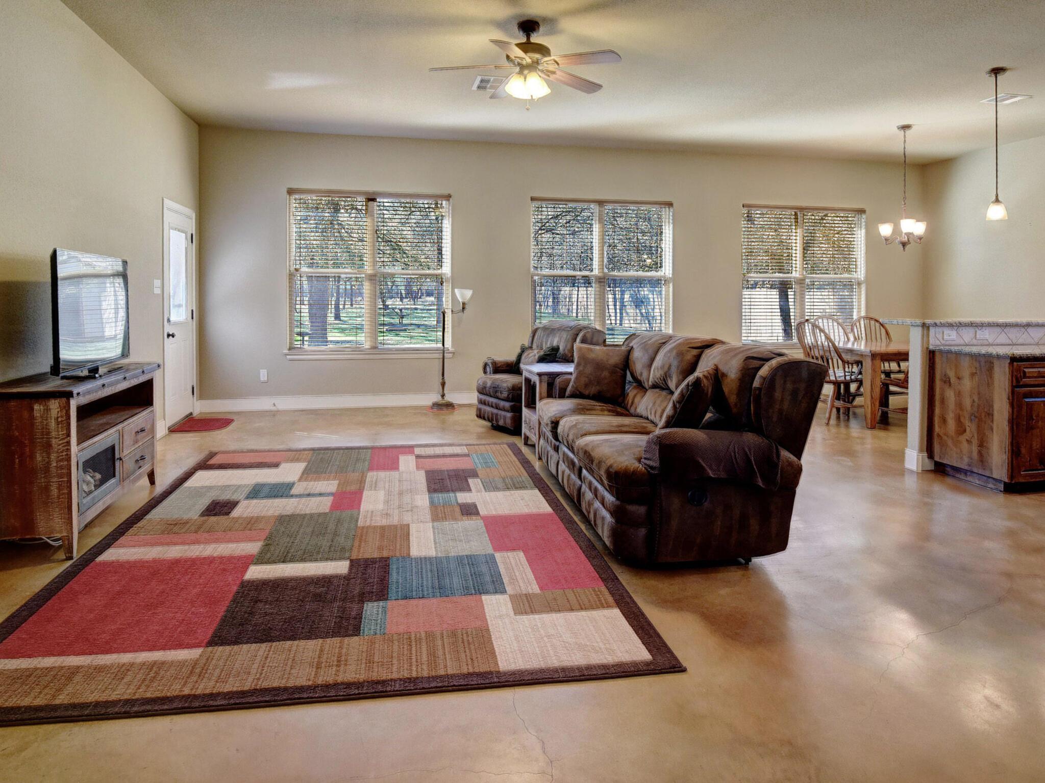 108 Pohakuloa Dr, Bastrop, TX 78602