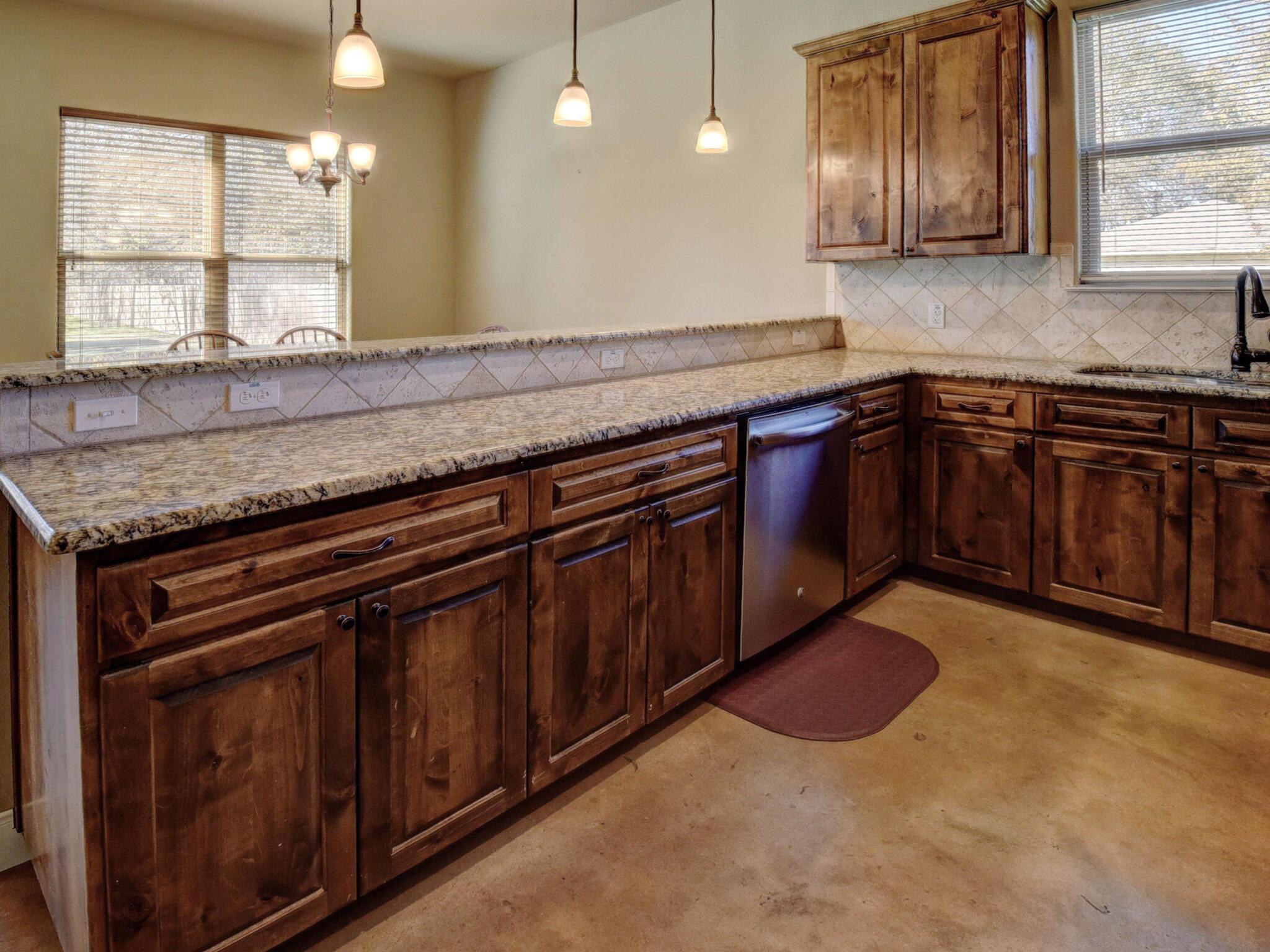 108 Pohakuloa Dr, Bastrop, TX 78602