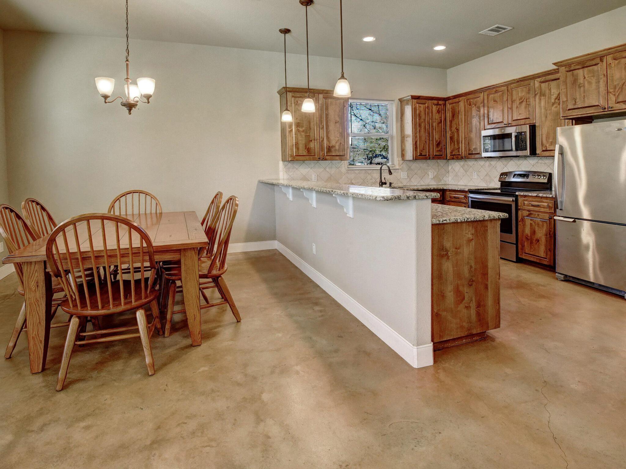 108 Pohakuloa Dr, Bastrop, TX 78602