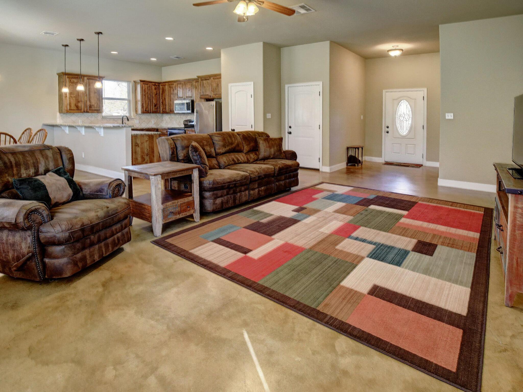 108 Pohakuloa Dr, Bastrop, TX 78602