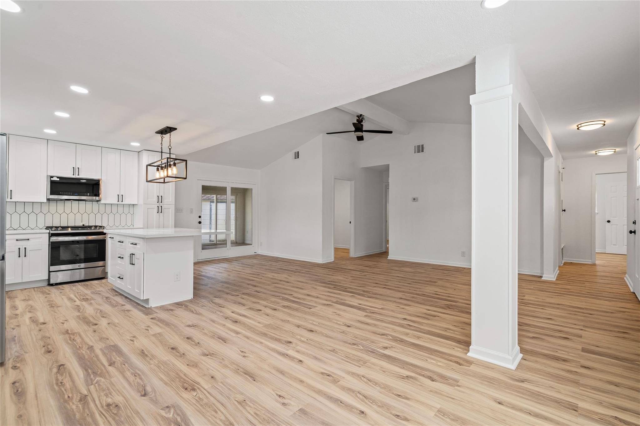 6009 Glen Meadow Dr, Austin, TX 78745