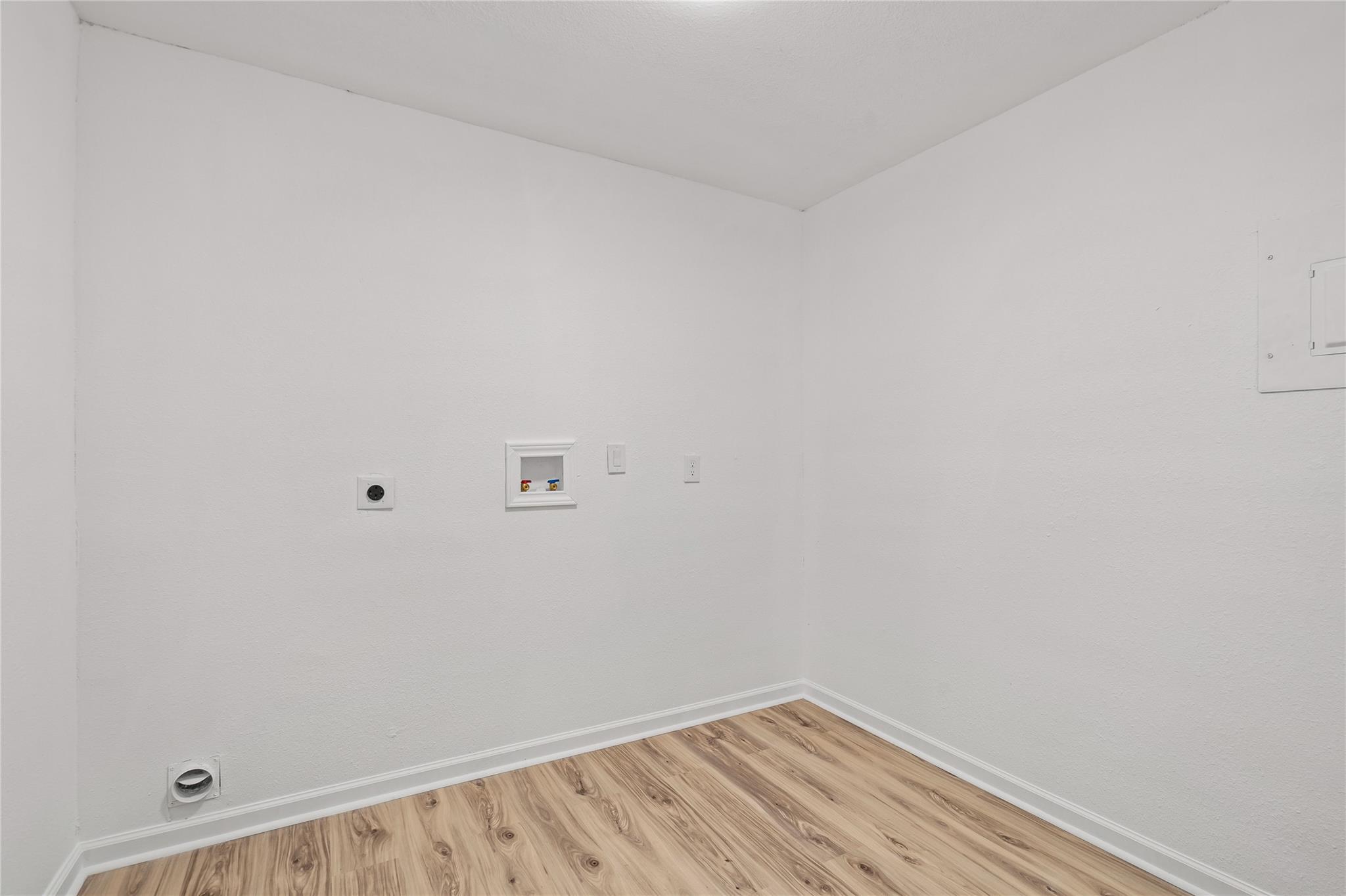 6009 Glen Meadow Dr, Austin, TX 78745