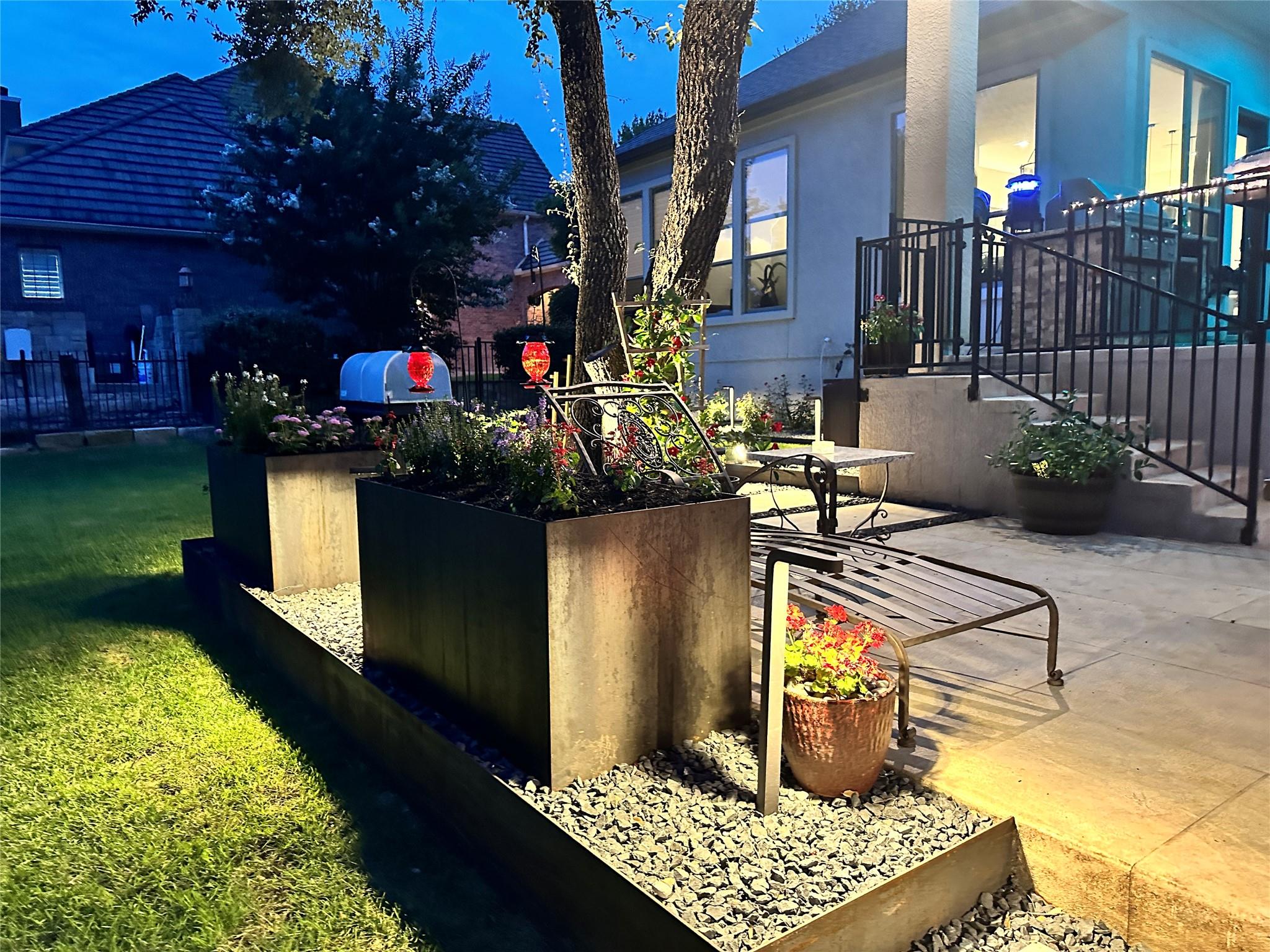 2205 Lakehurst Rd, Spicewood, TX 78669