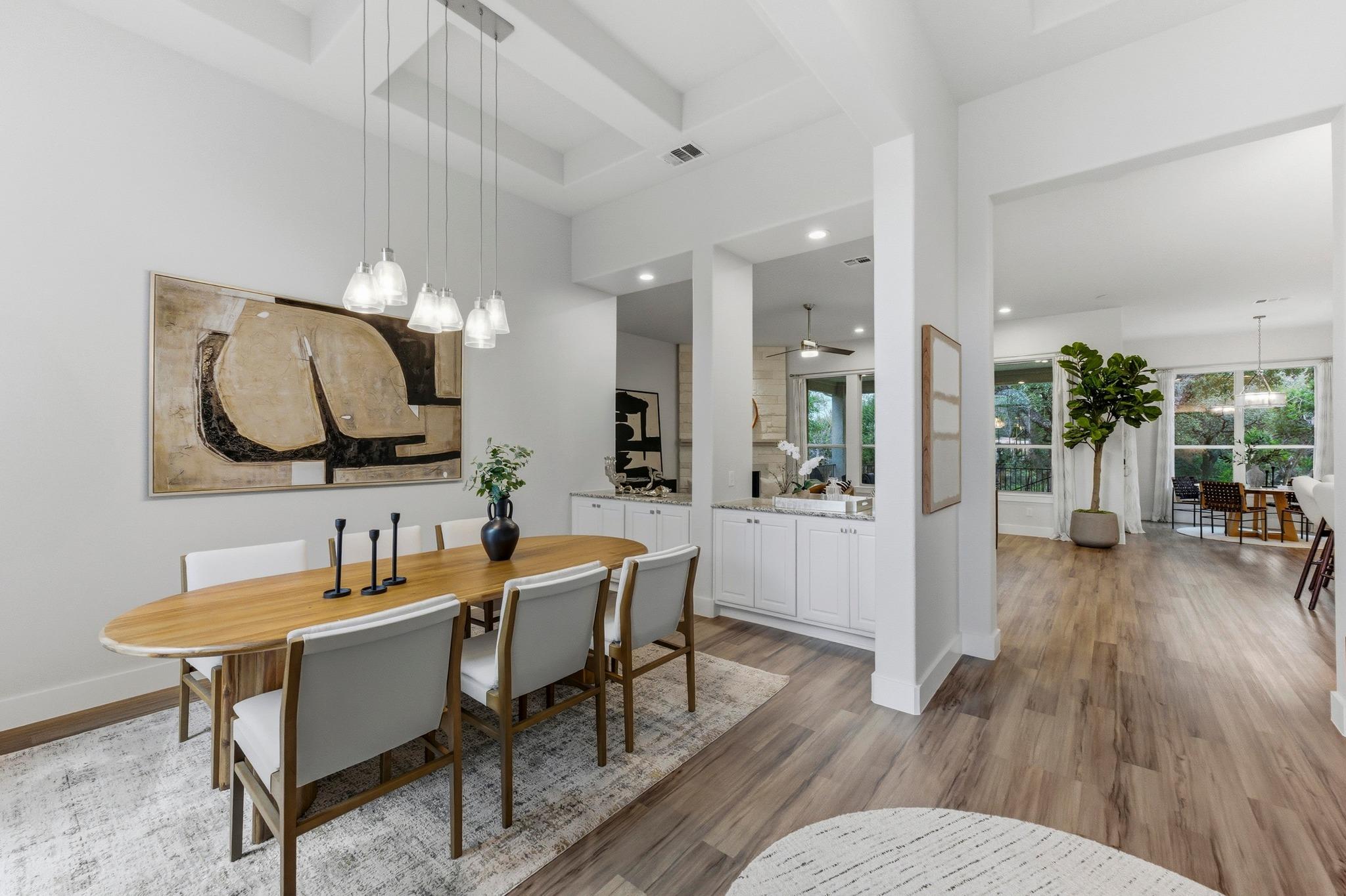 2205 Lakehurst Rd, Spicewood, TX 78669