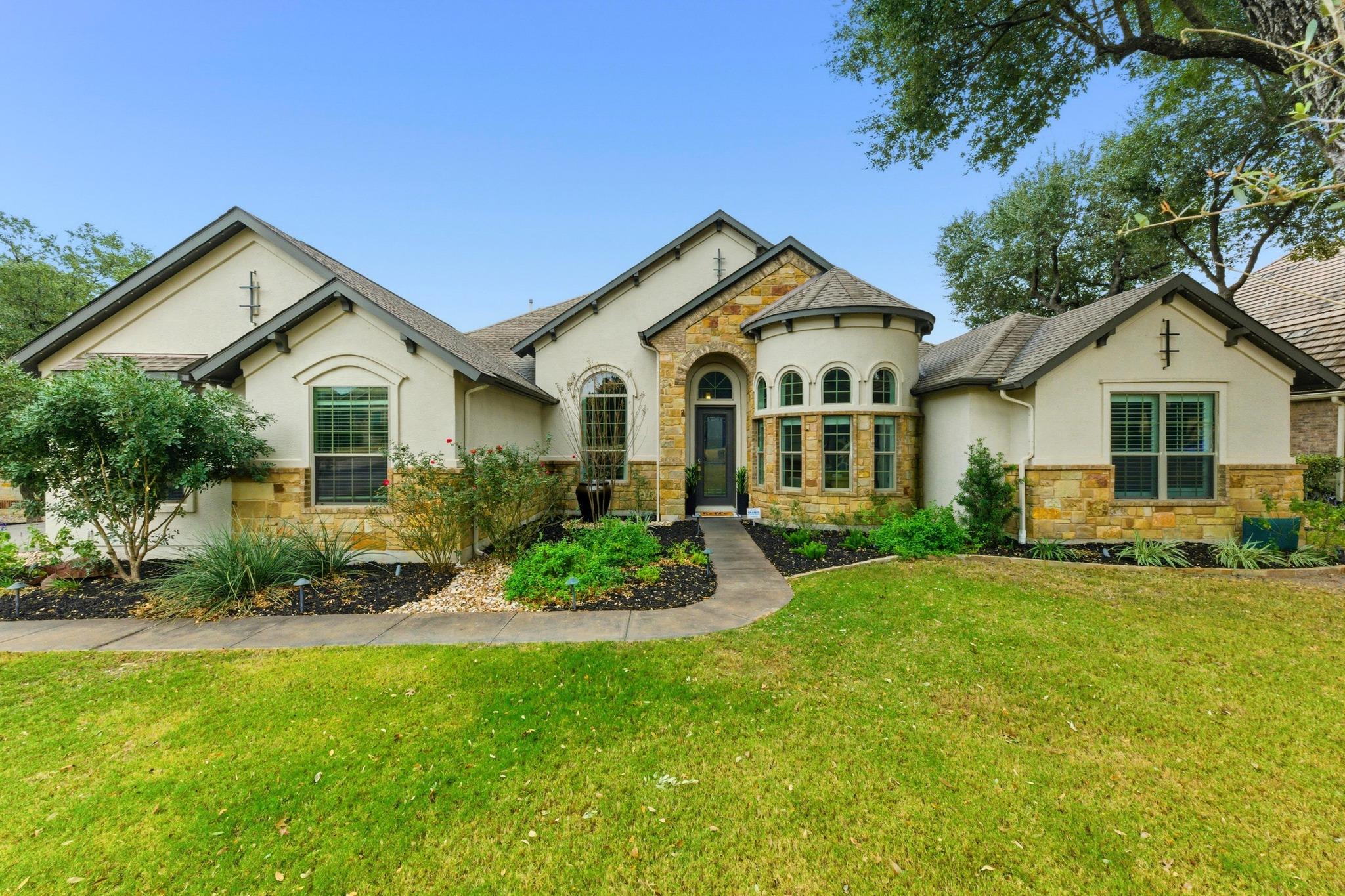 2205 Lakehurst Rd, Spicewood, TX 78669