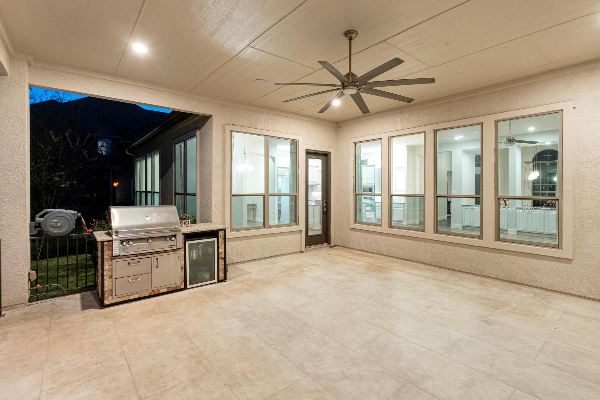 2205 Lakehurst Rd, Spicewood, TX 78669