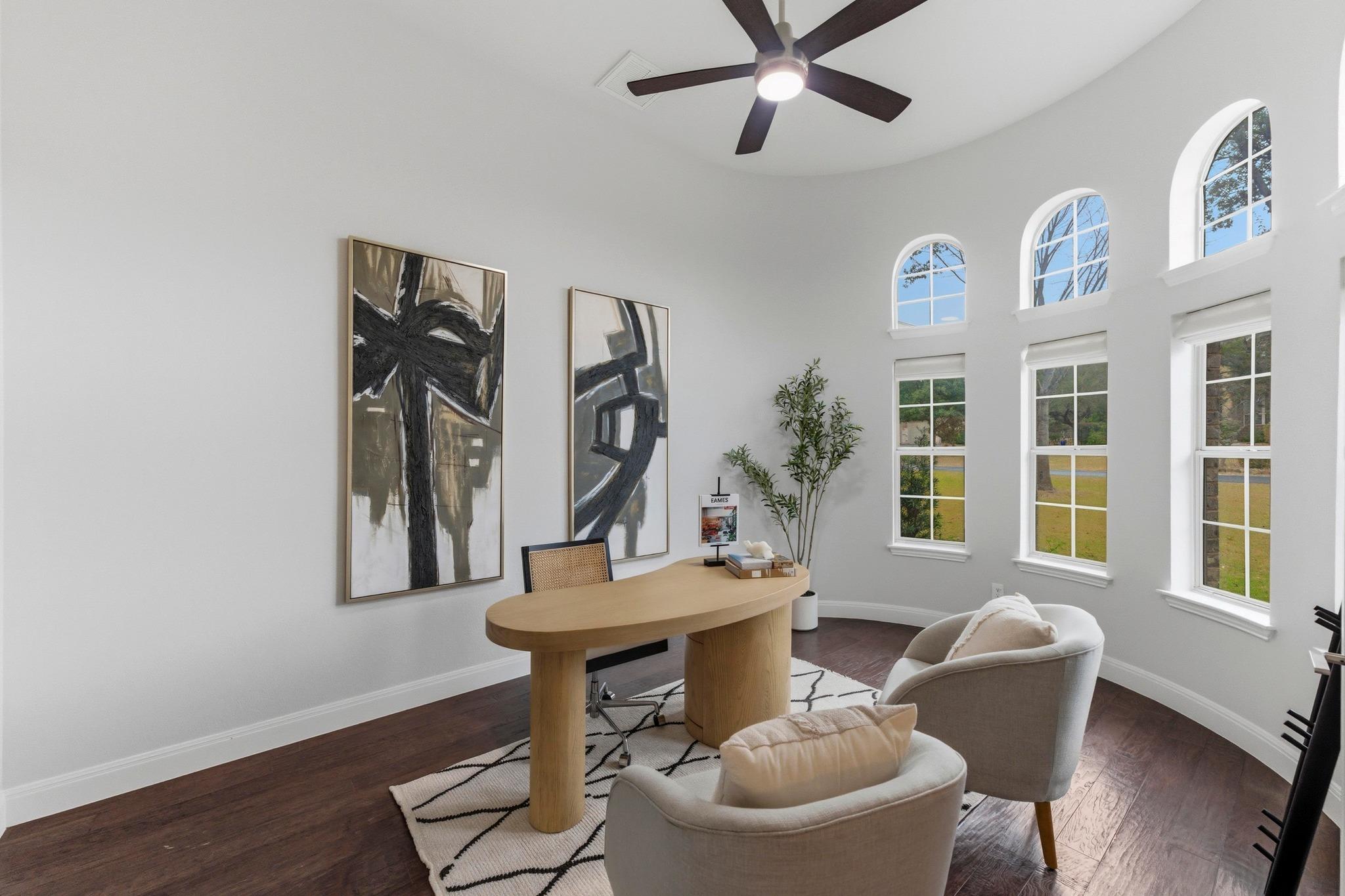 2205 Lakehurst Rd, Spicewood, TX 78669