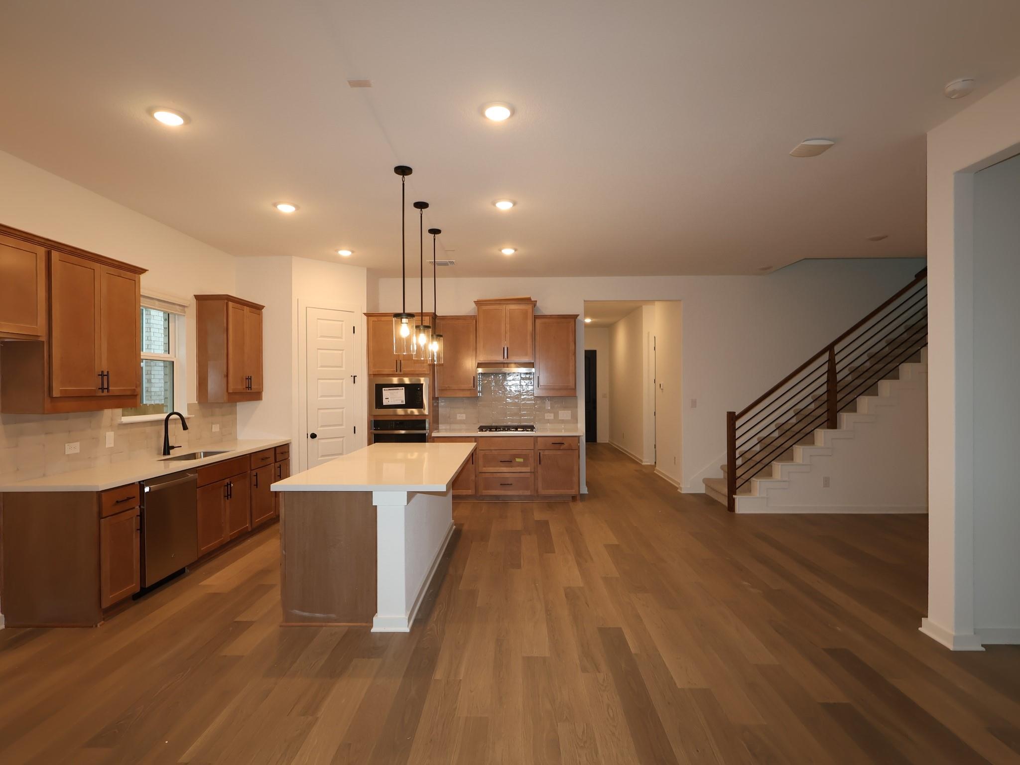 350 Bishop Wood Rd, Dripping Springs, TX 78620