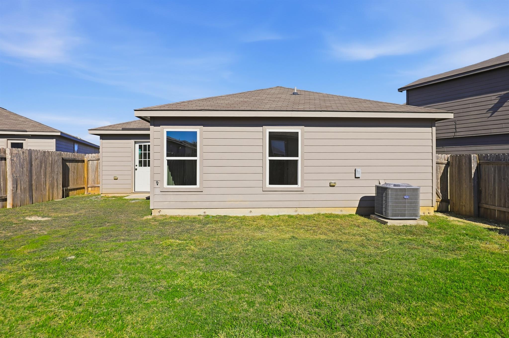 4001 Cressler Ln # 15G, Jarrell, TX 76537