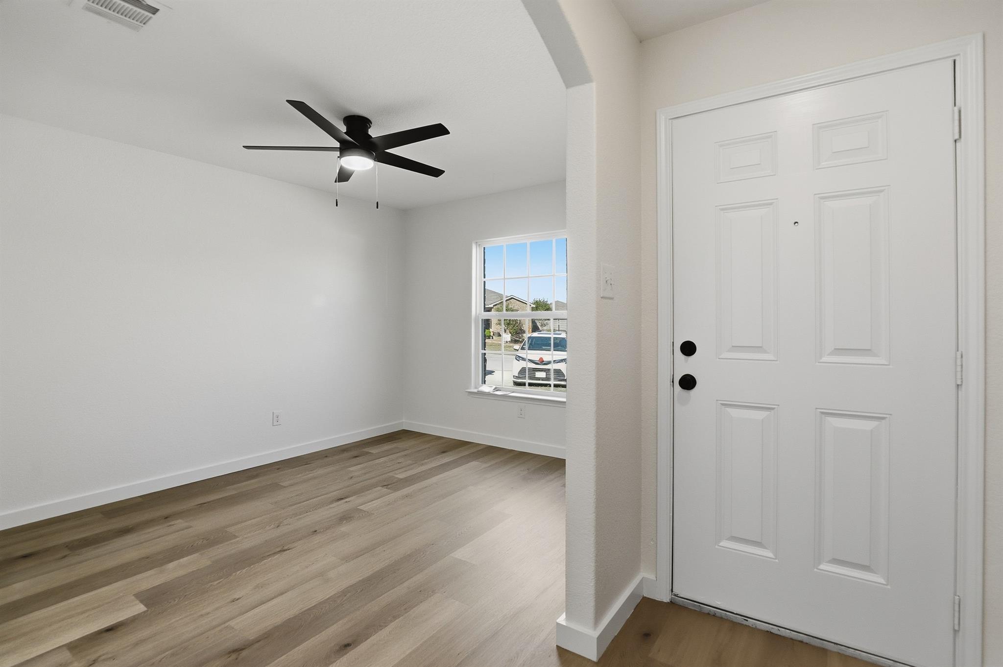 4001 Cressler Ln # 15G, Jarrell, TX 76537