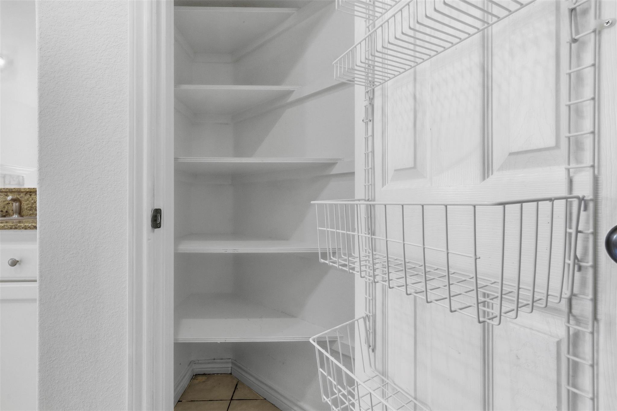 365 Rose Mayer Loop, La Grange, TX 78945