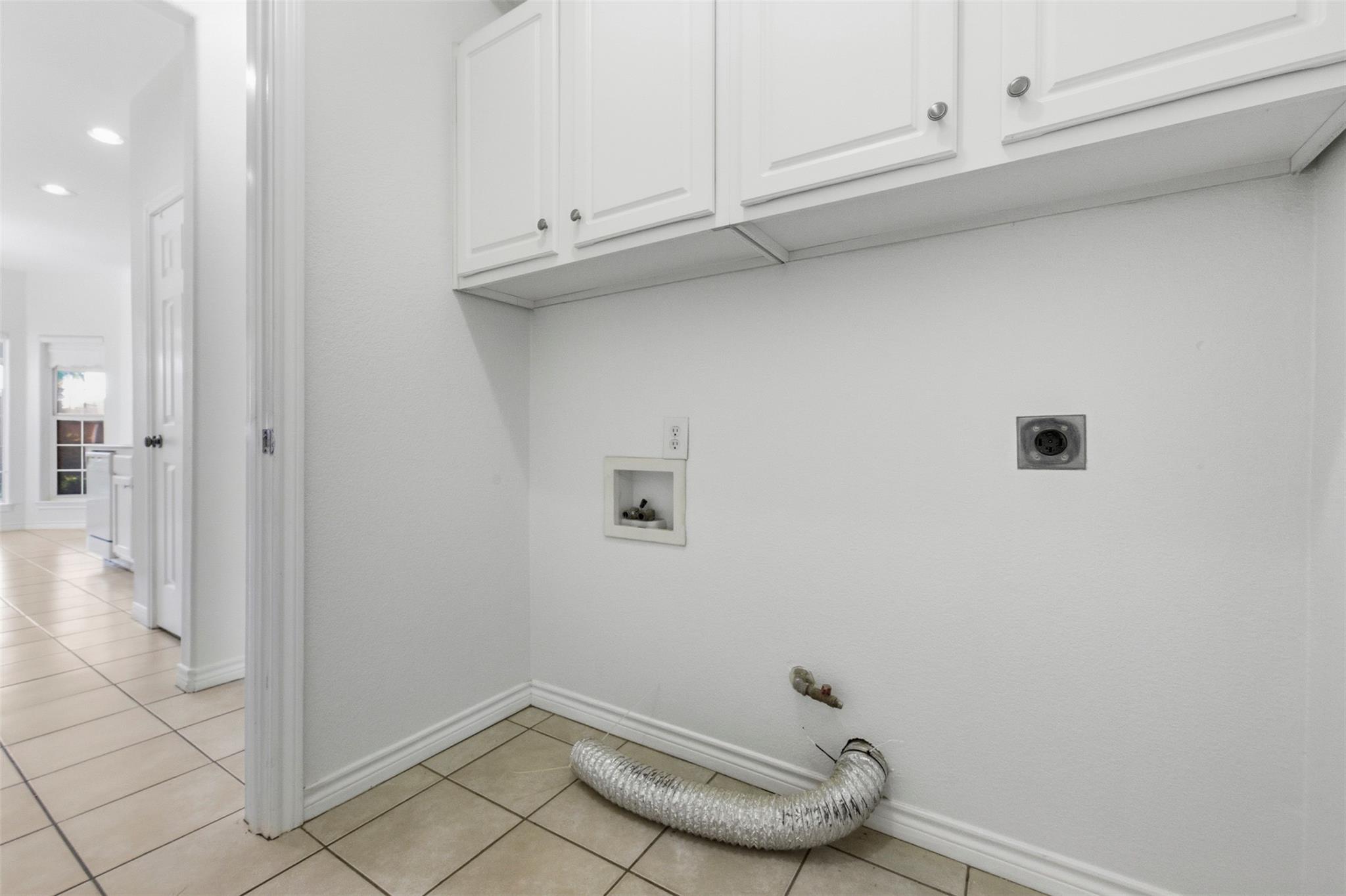 365 Rose Mayer Loop, La Grange, TX 78945