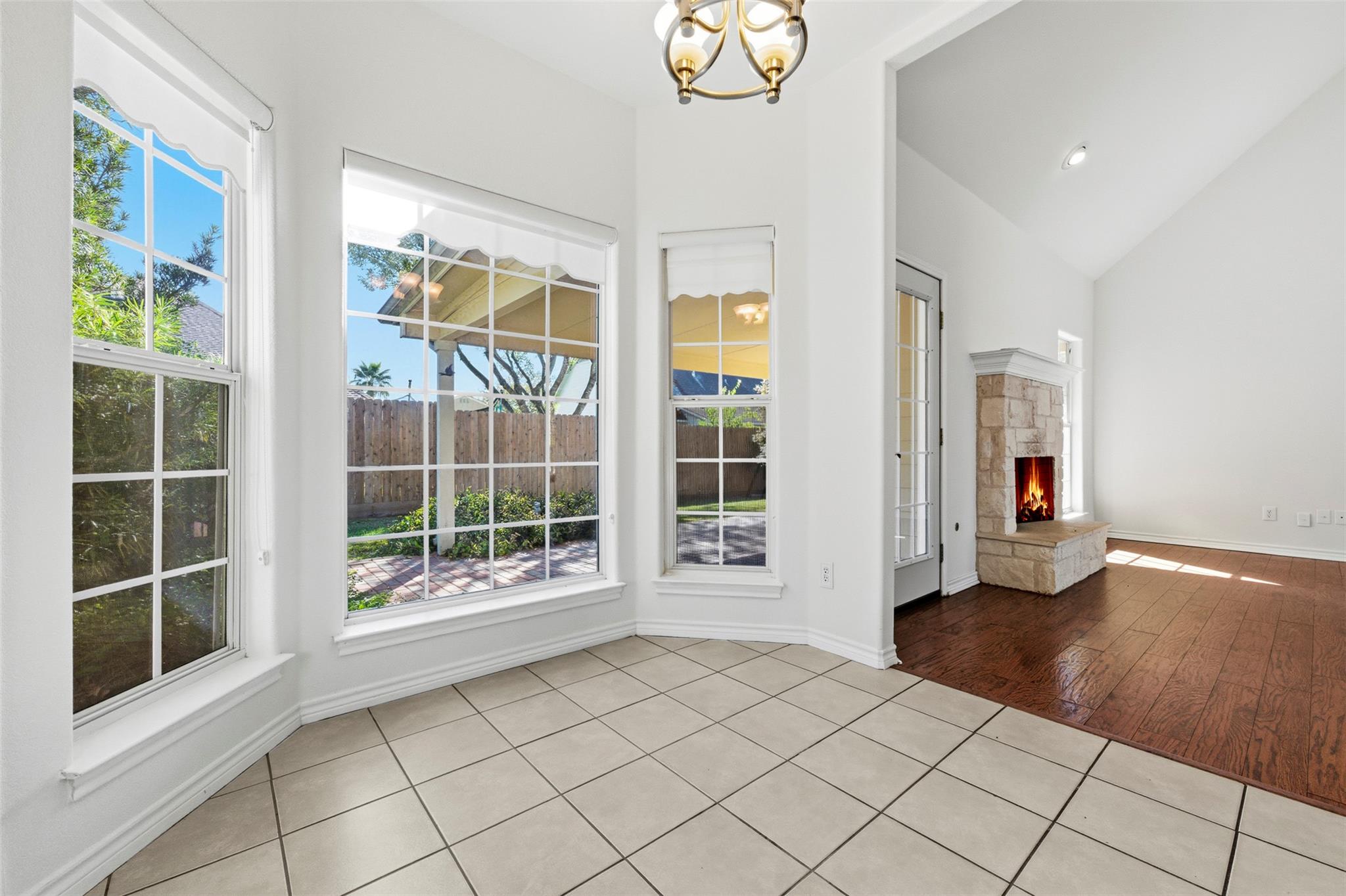 365 Rose Mayer Loop, La Grange, TX 78945