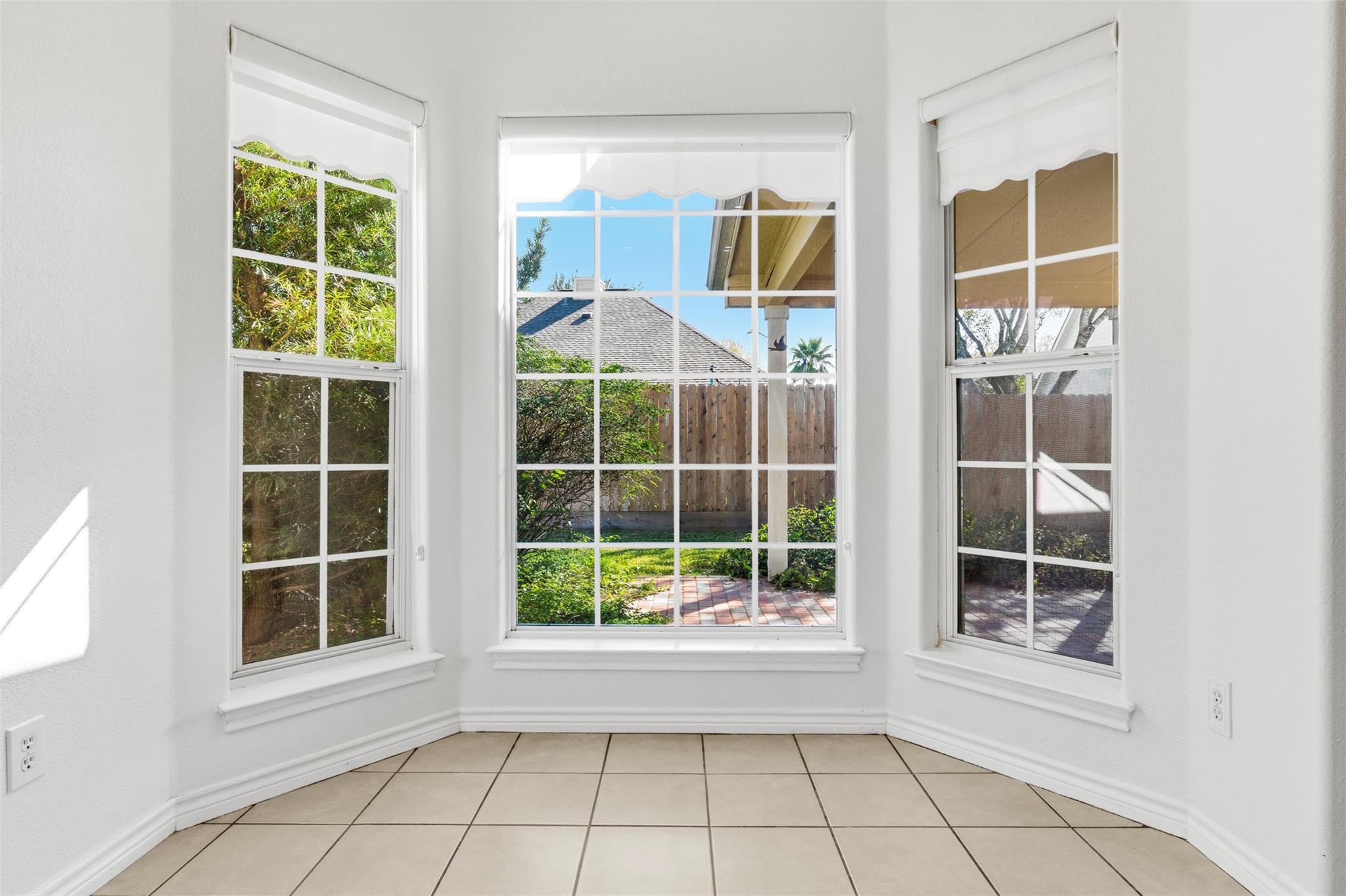 365 Rose Mayer Loop, La Grange, TX 78945