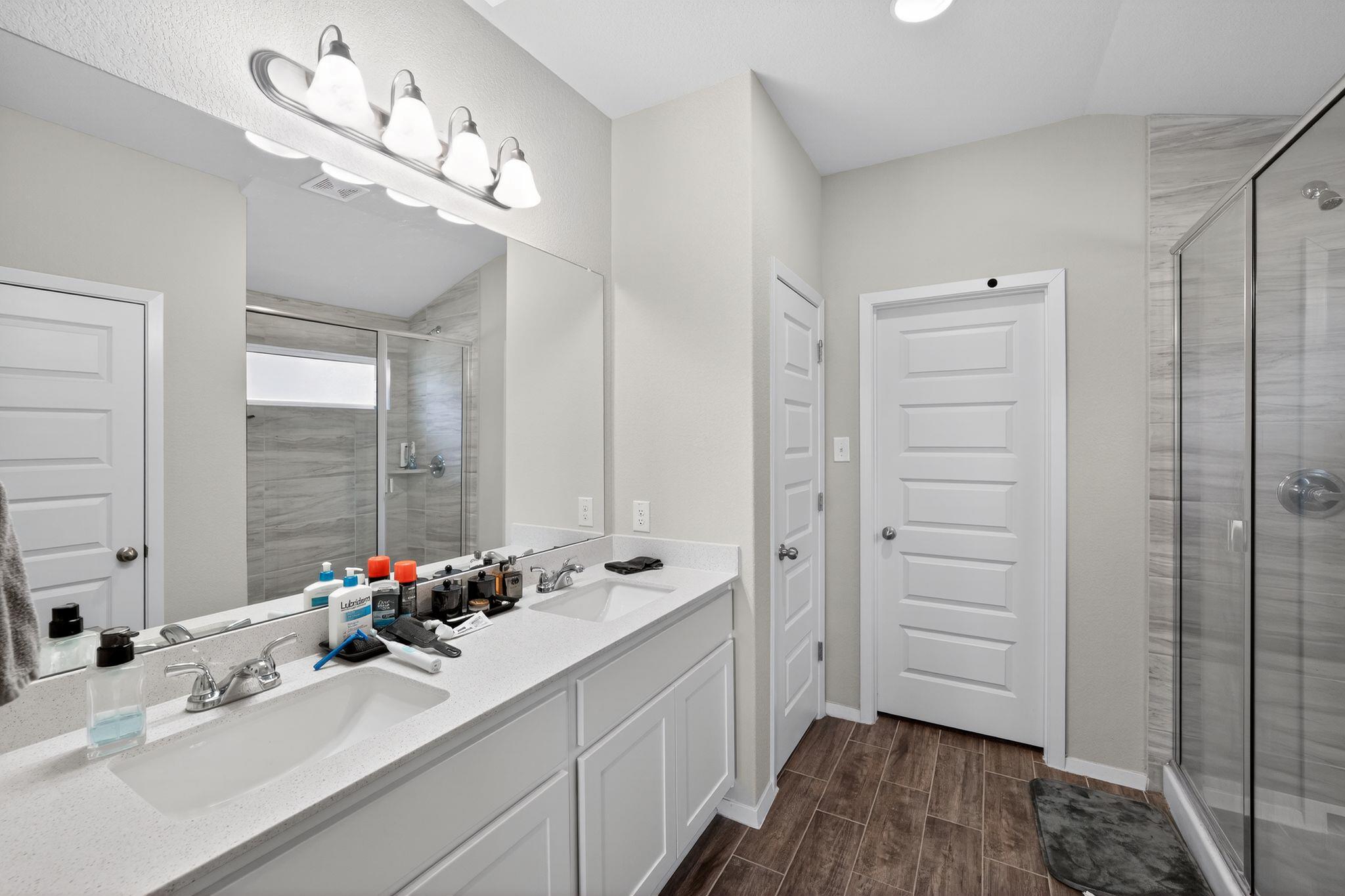 20703 Ridgeview Rd, Lago Vista, TX 78645