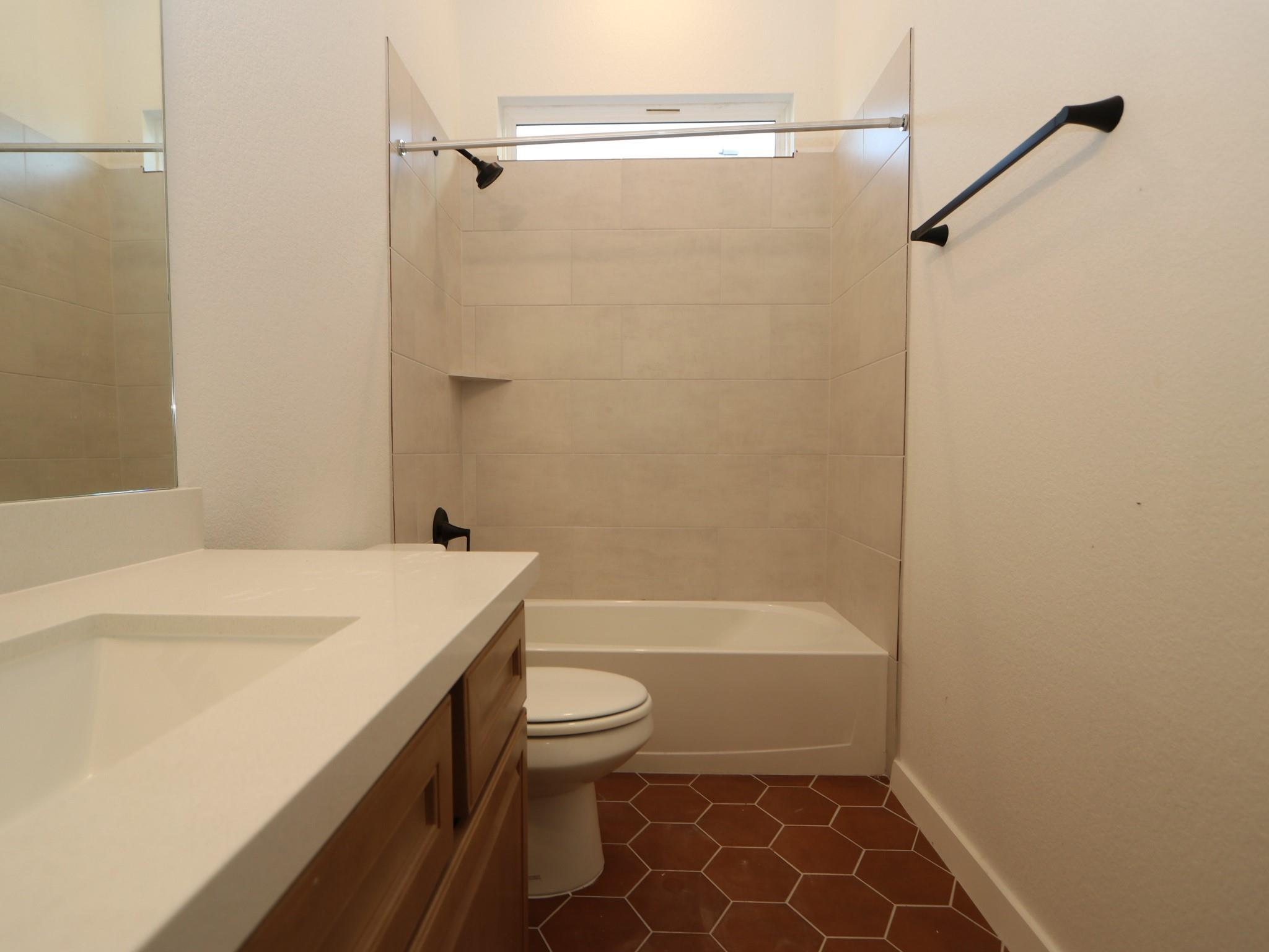 207 Bishop Wood Rd, Dripping Springs, TX 78620