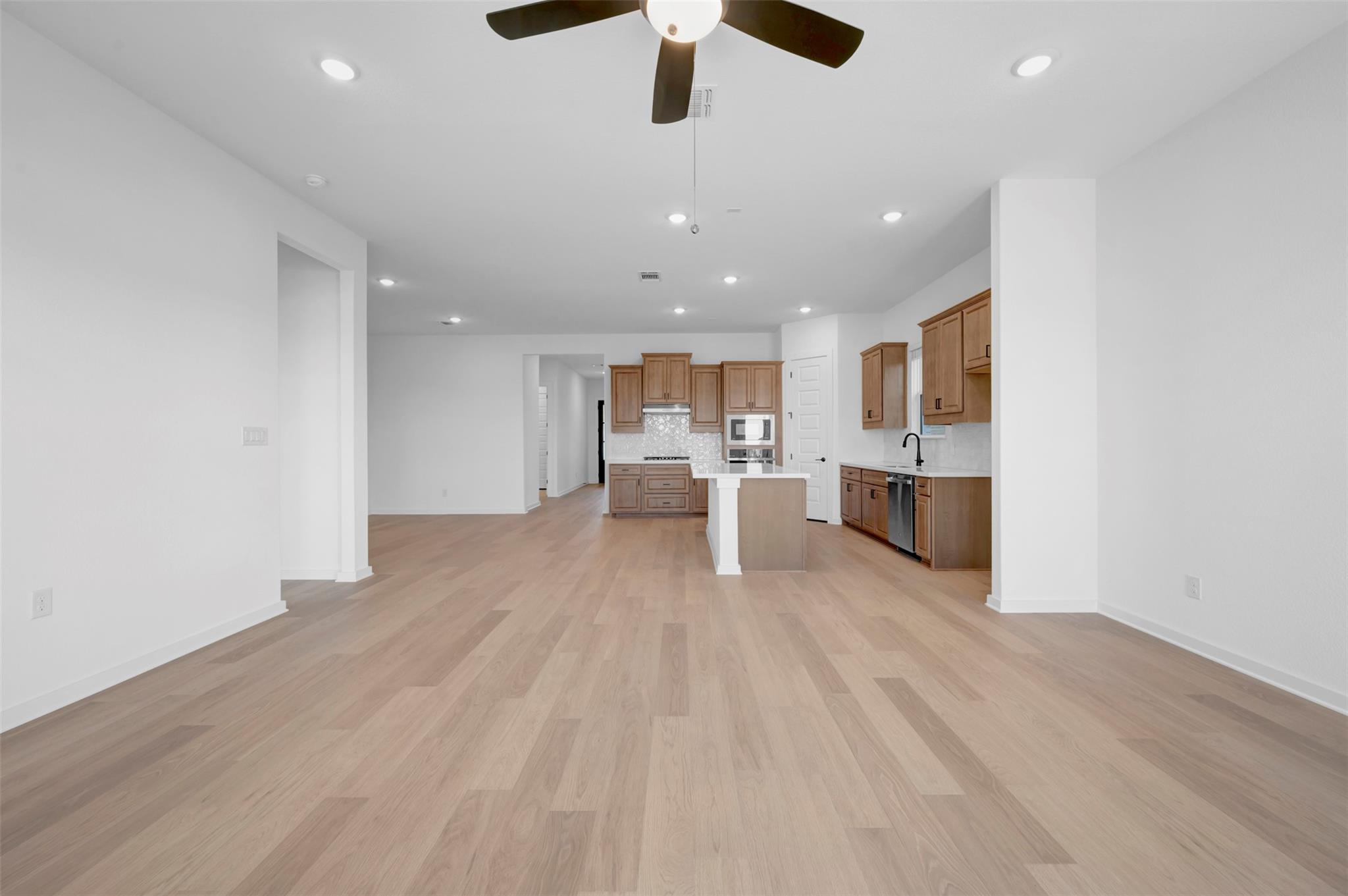 207 Bishop Wood Rd, Dripping Springs, TX 78620