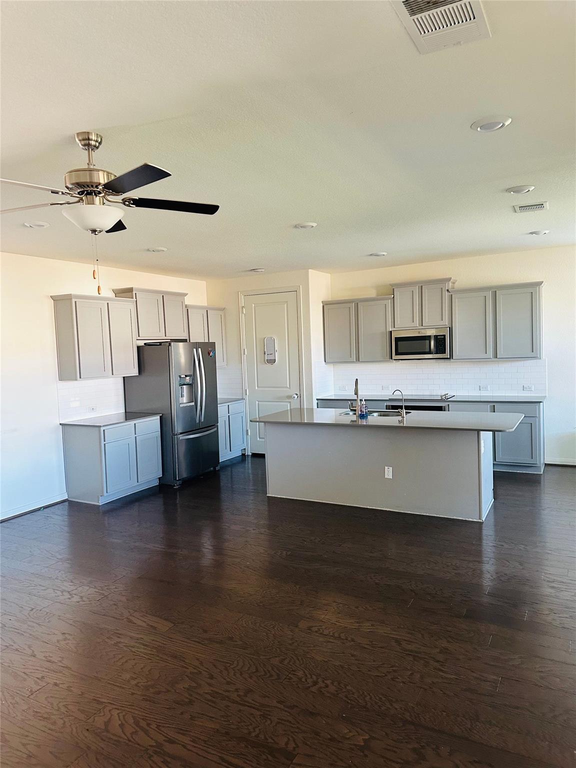 608 Sixpence Ln, Georgetown, TX 78628