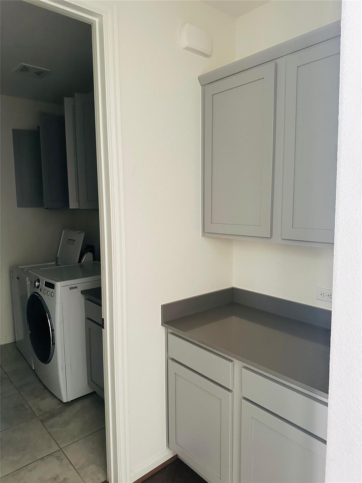 608 Sixpence Ln, Georgetown, TX 78628