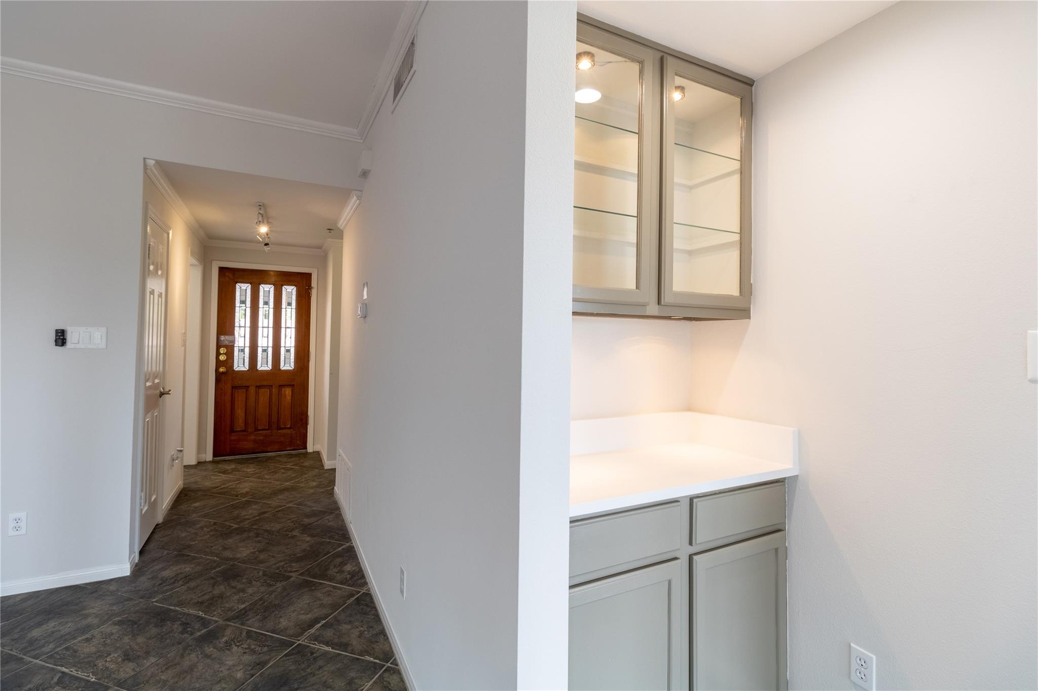 1741 Spyglass Dr # 2-202, Austin, TX 78746