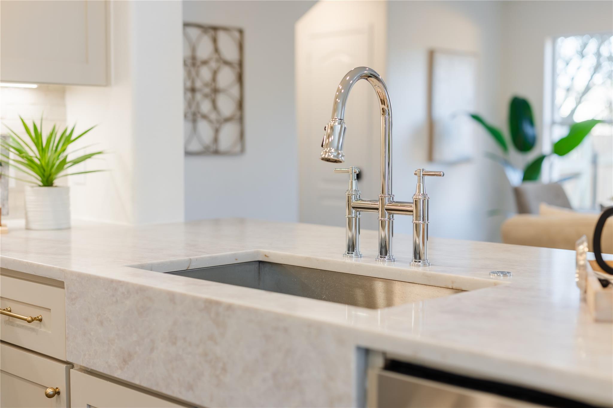 2419 Willow Way, Round Rock, TX 78664