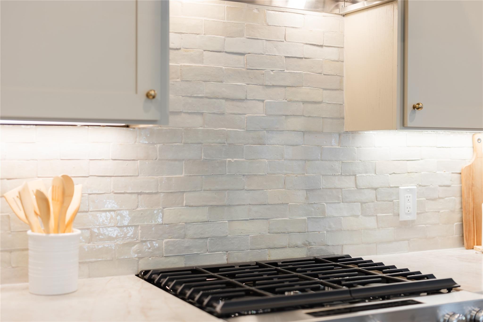 2419 Willow Way, Round Rock, TX 78664